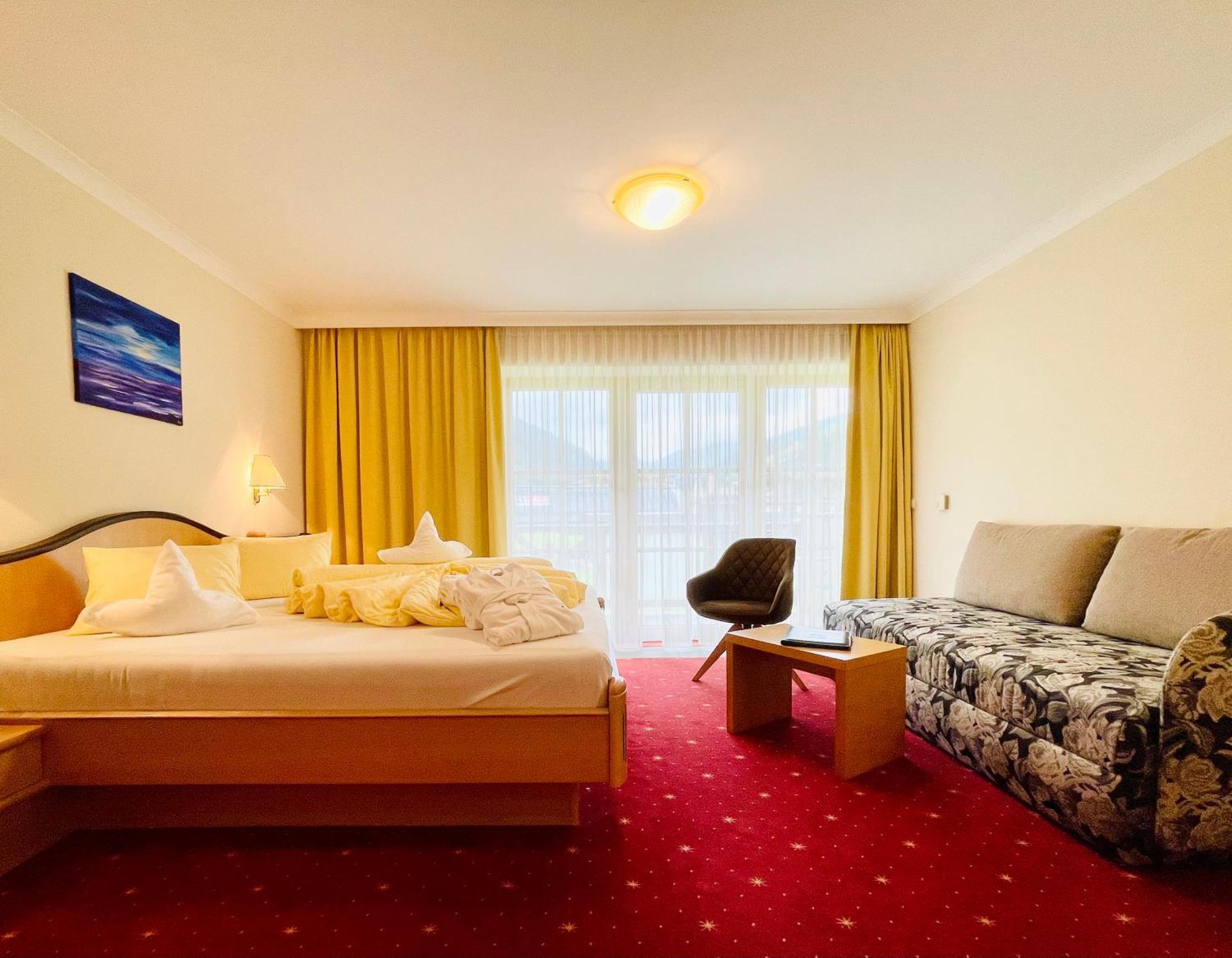 Double Room with Mountain View