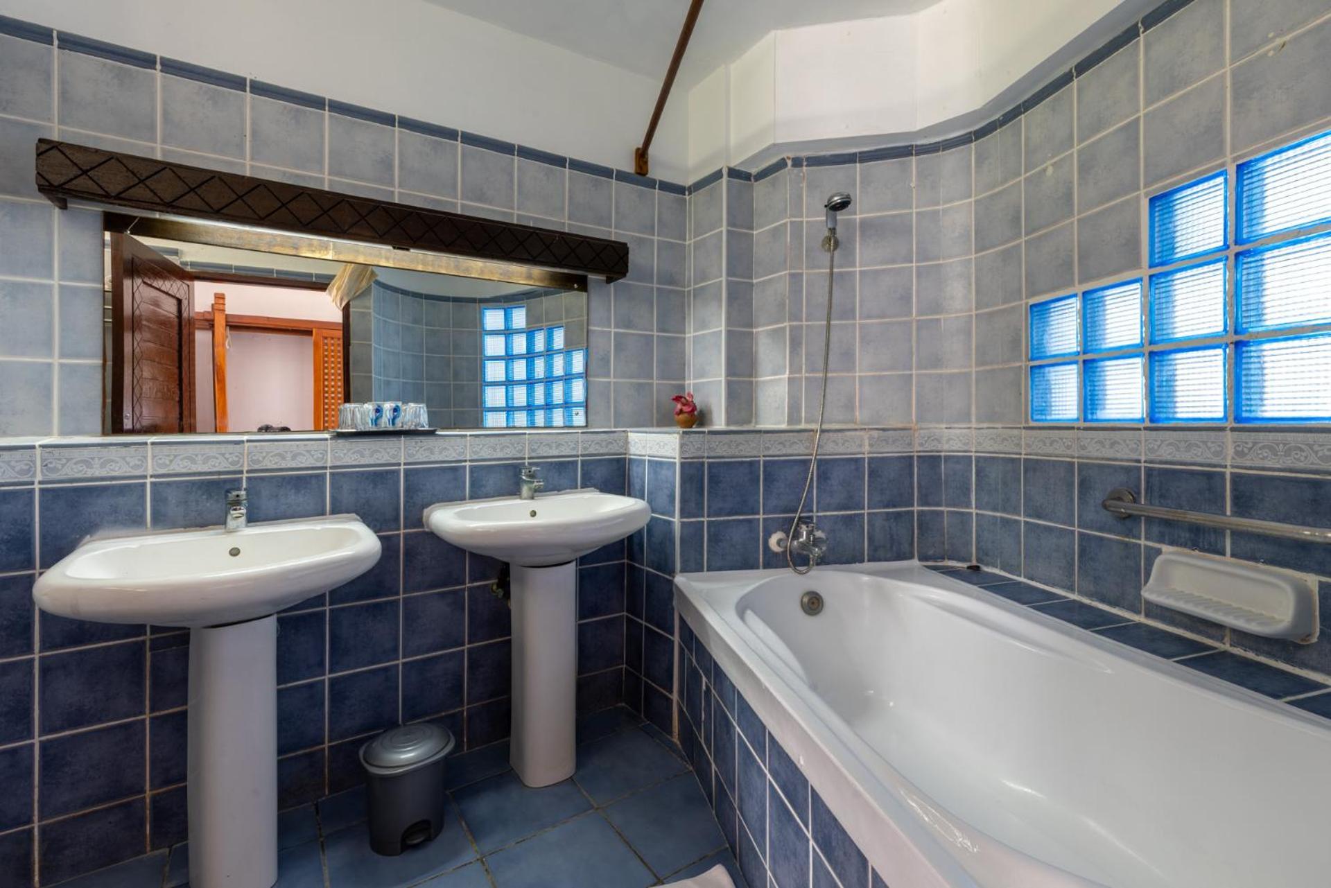 Double or Twin Room with Garden View