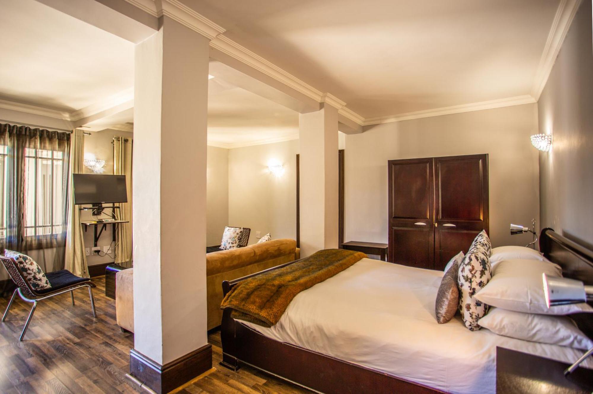 Superior Triple Room
