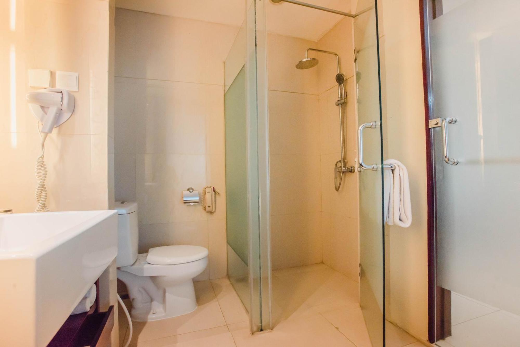 Deluxe King Room with Spa Bath