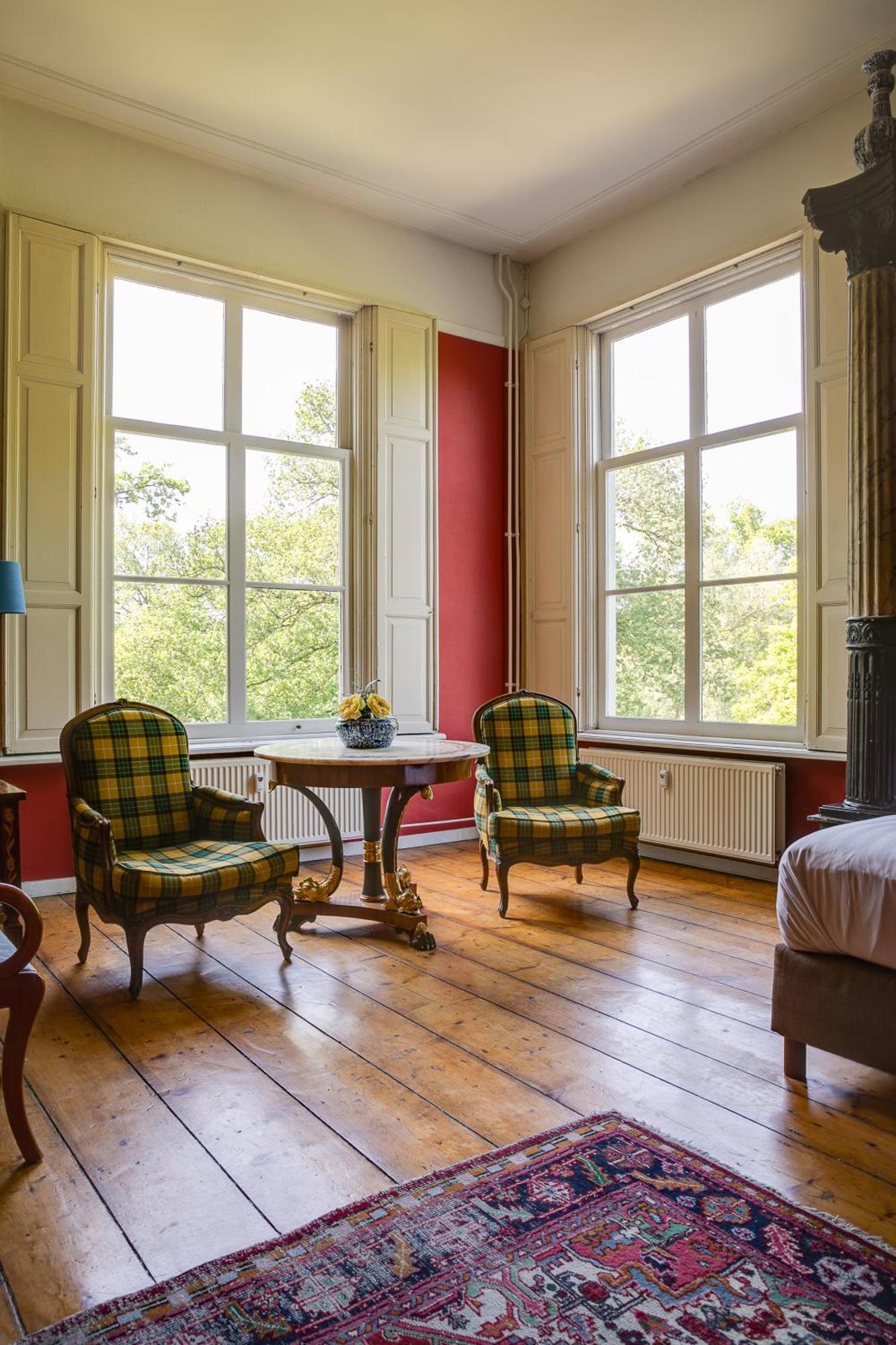 Large Double Room