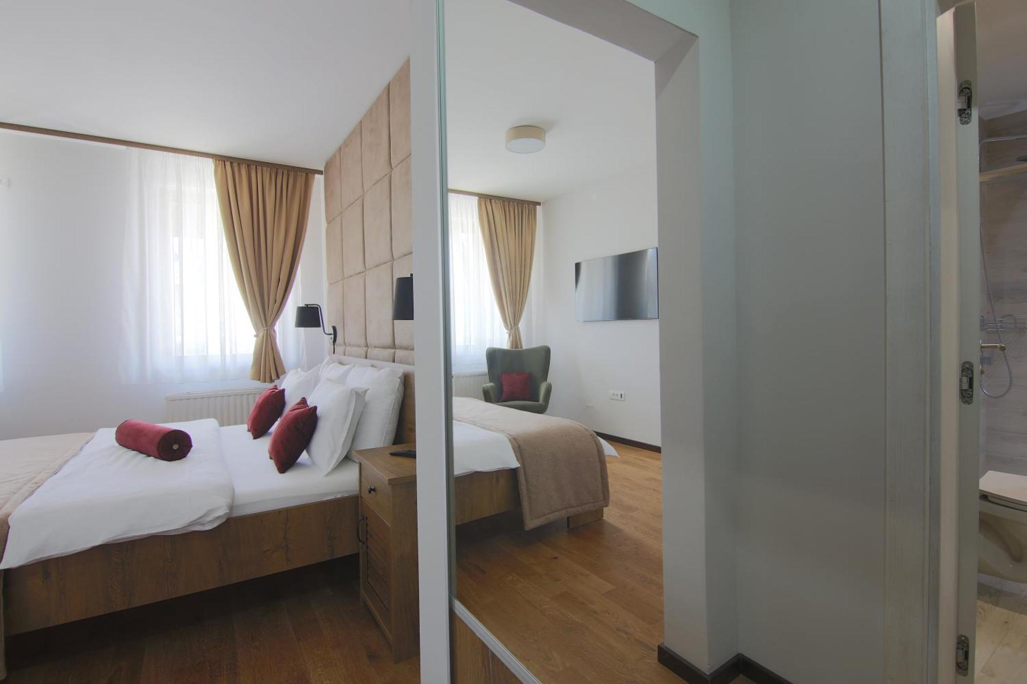One-Bedroom Suite with Balcony