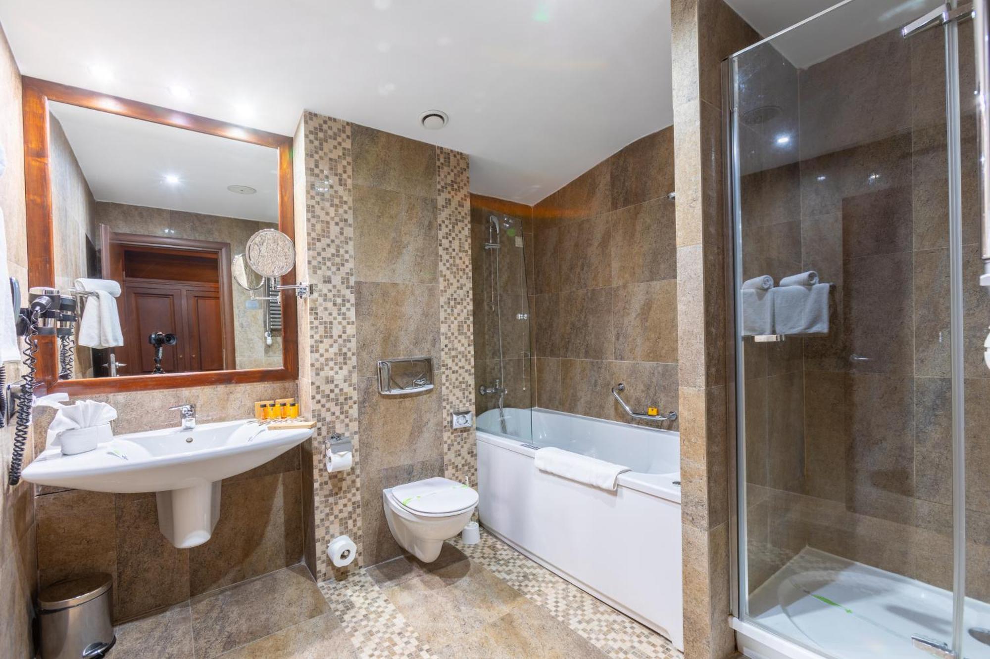 Two-Bedroom Executive Apartment