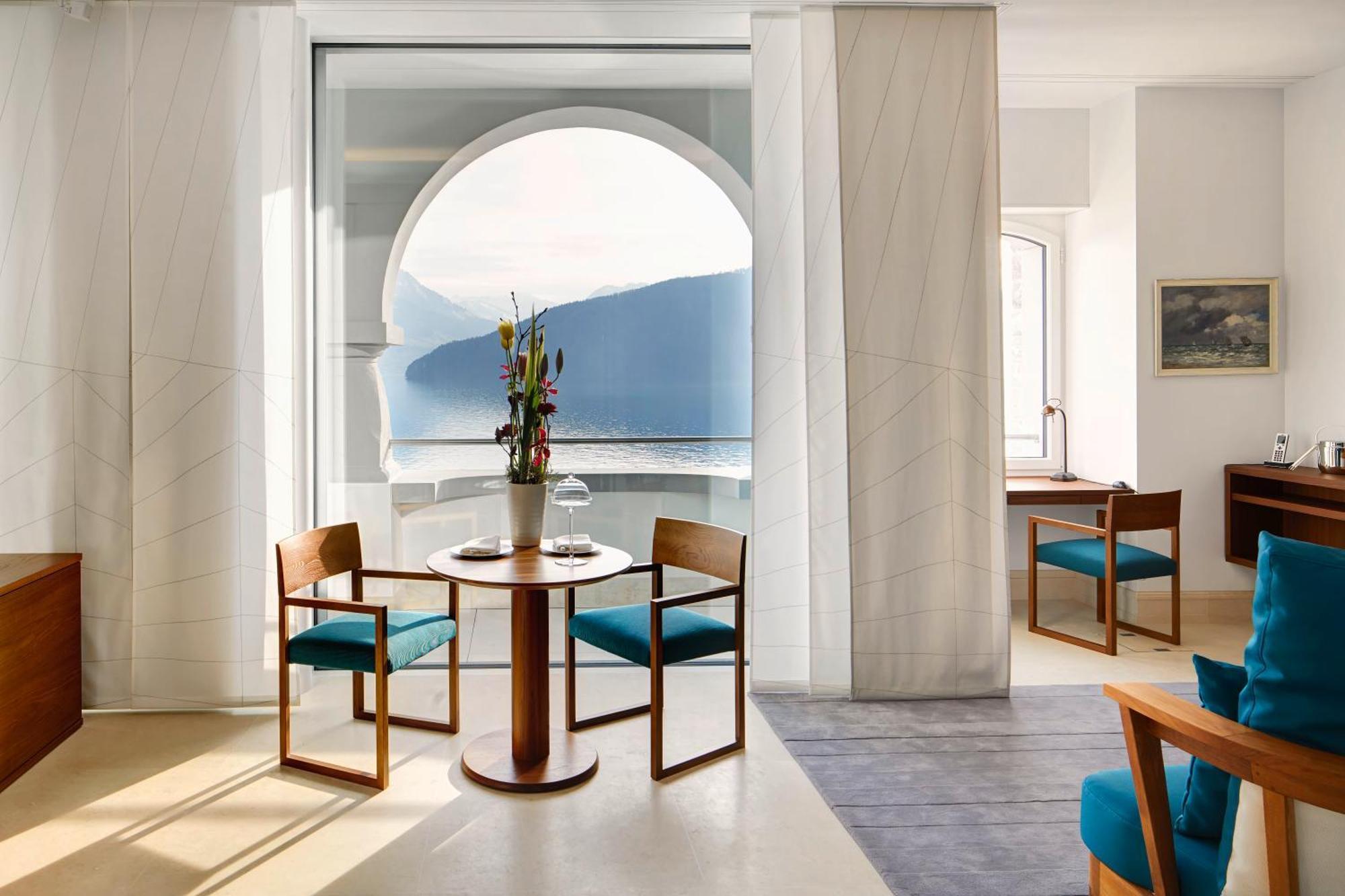 Deluxe Junior Suite with Lake View