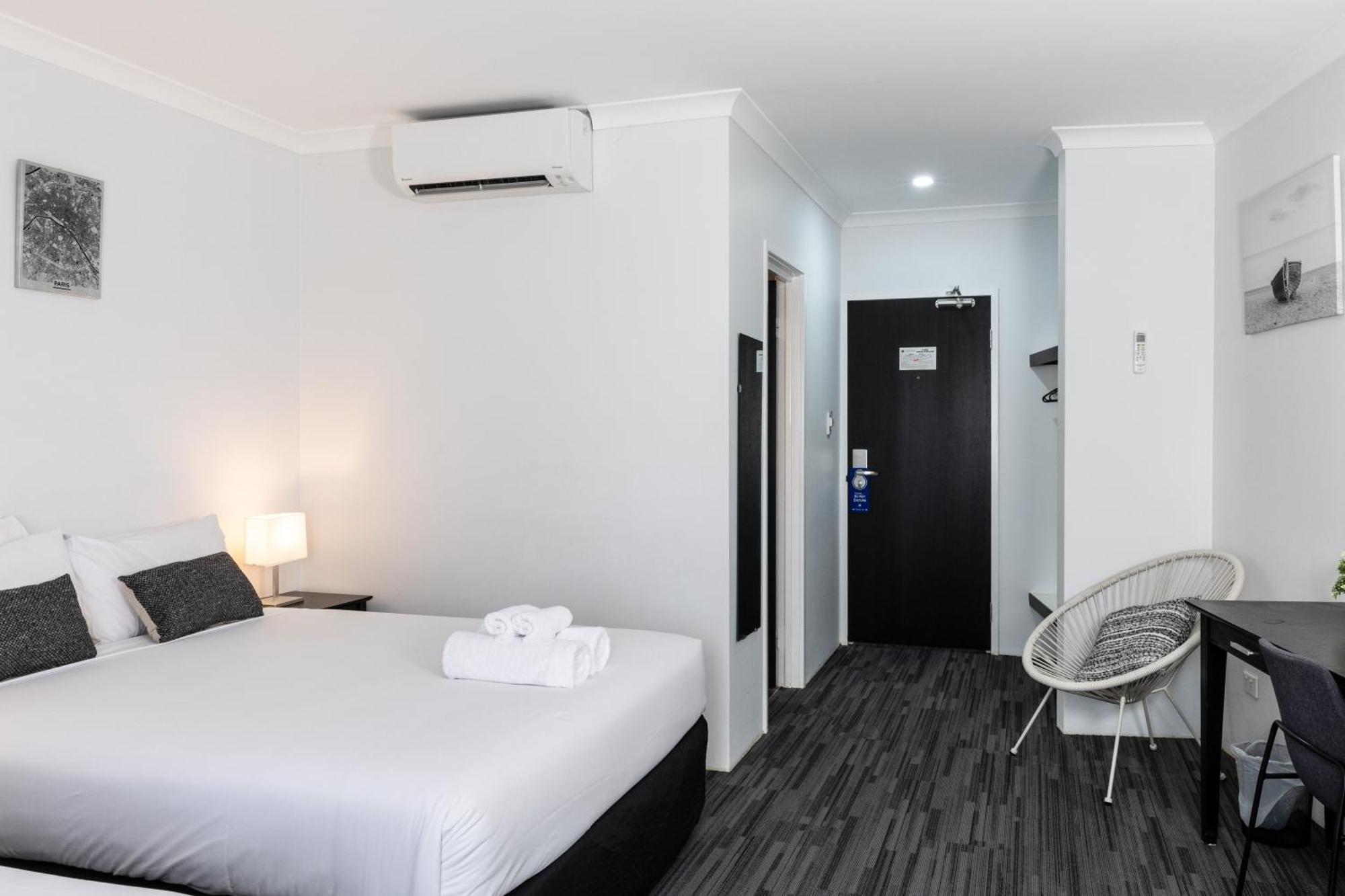 Superior Queen Room