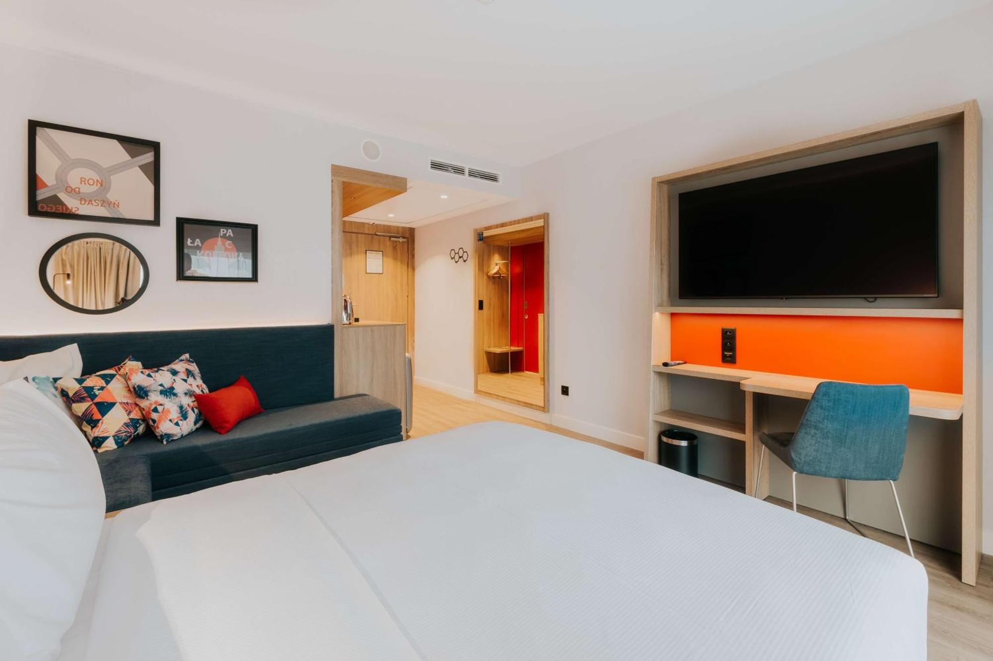 Queen Room with Sofa Bed