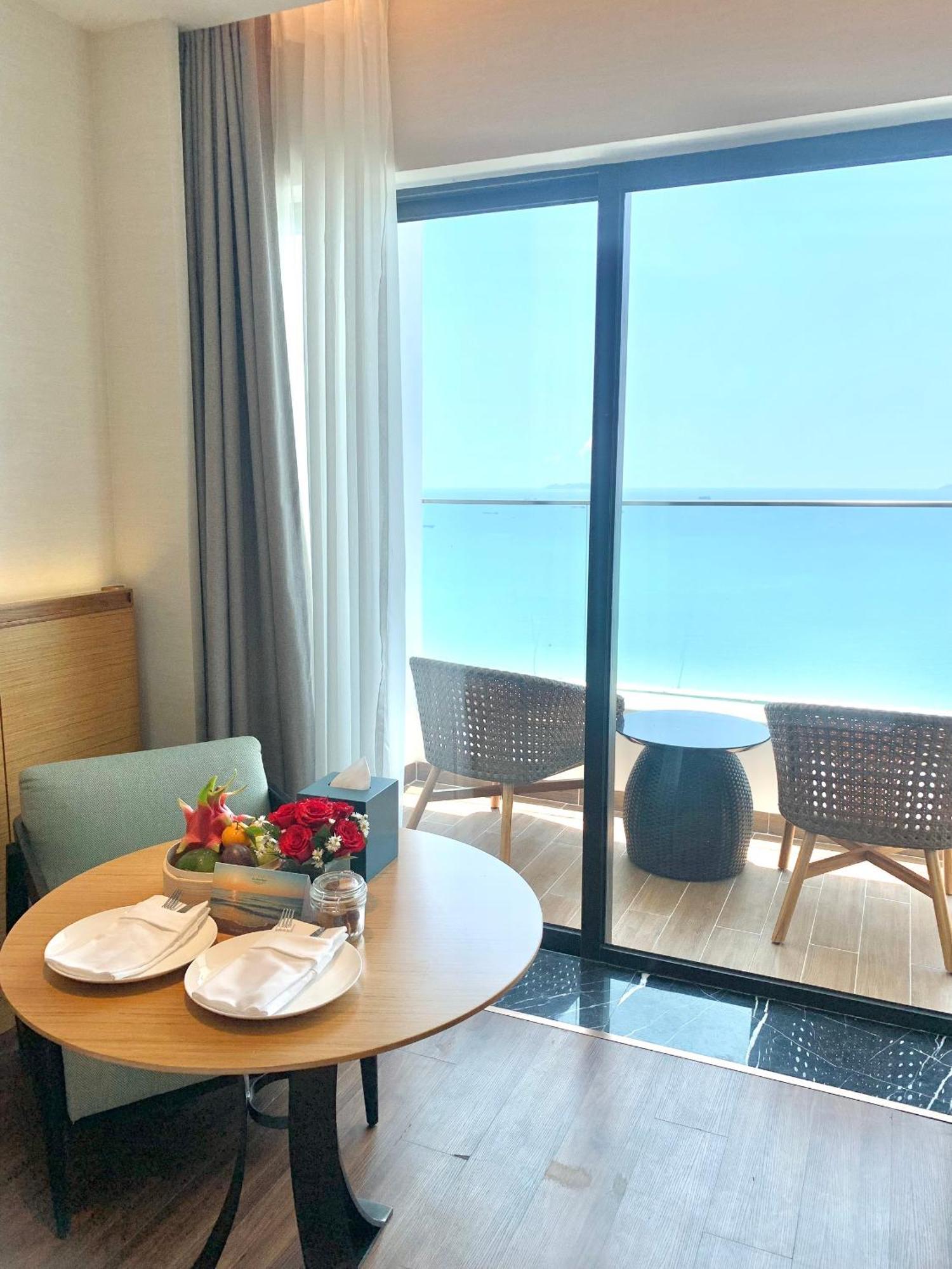 ​Two-bedroom Suite Oceanview