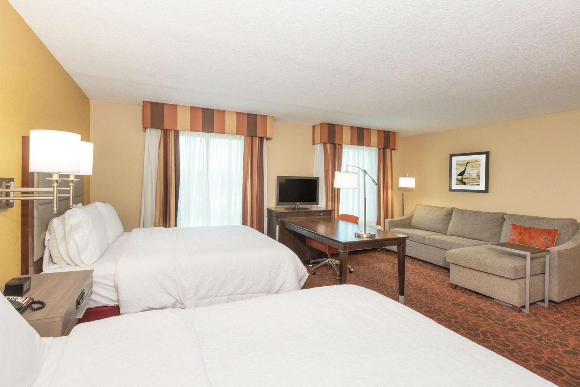 Queen Studio Suite with Two Queen Beds and Sofa Bed - Non-Smoking