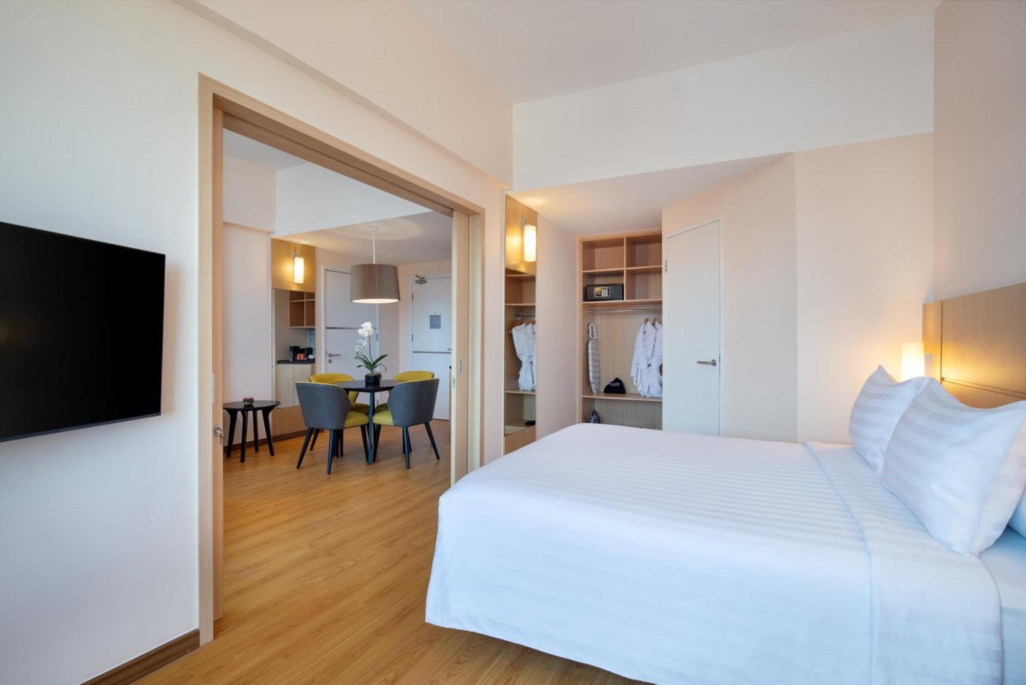 Executive Queen Room