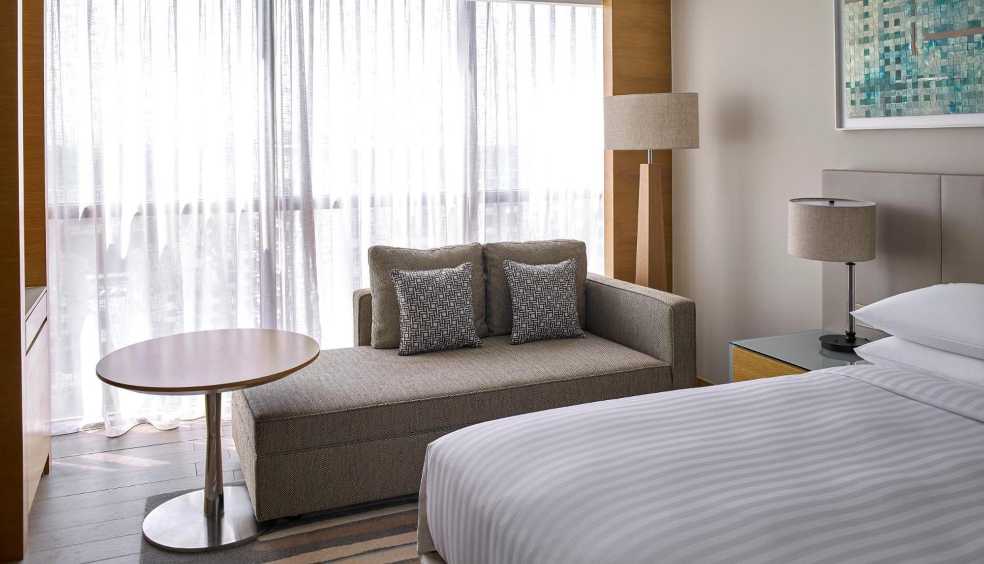 Deluxe Twin Room with City View