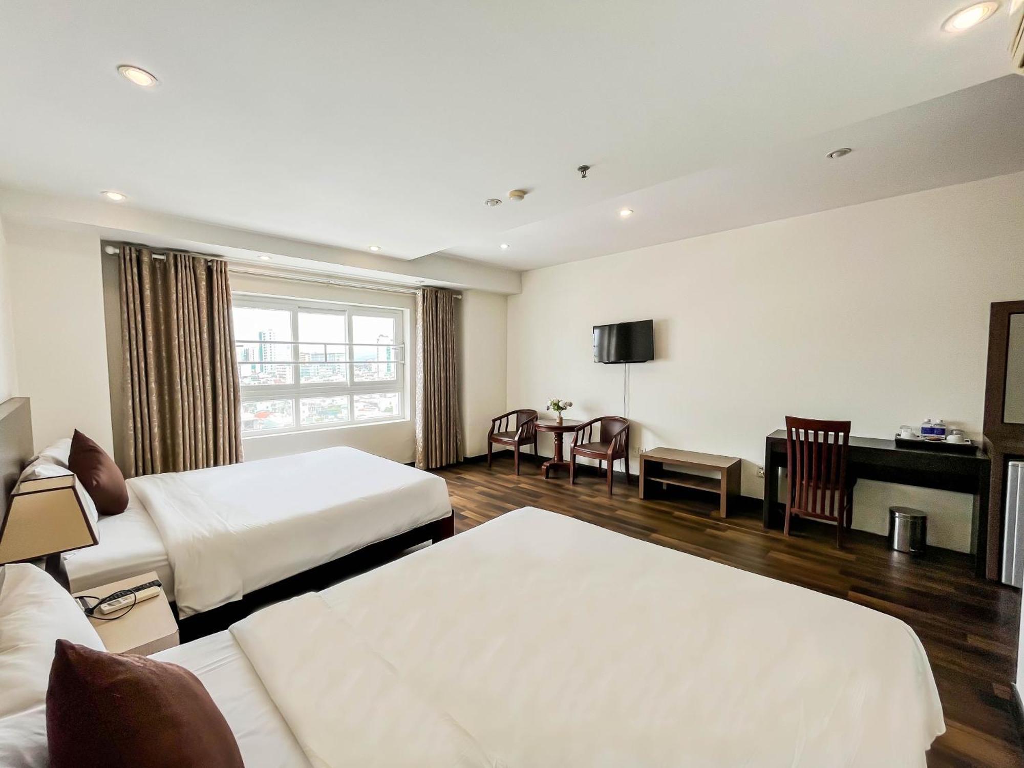 Deluxe Family Suite