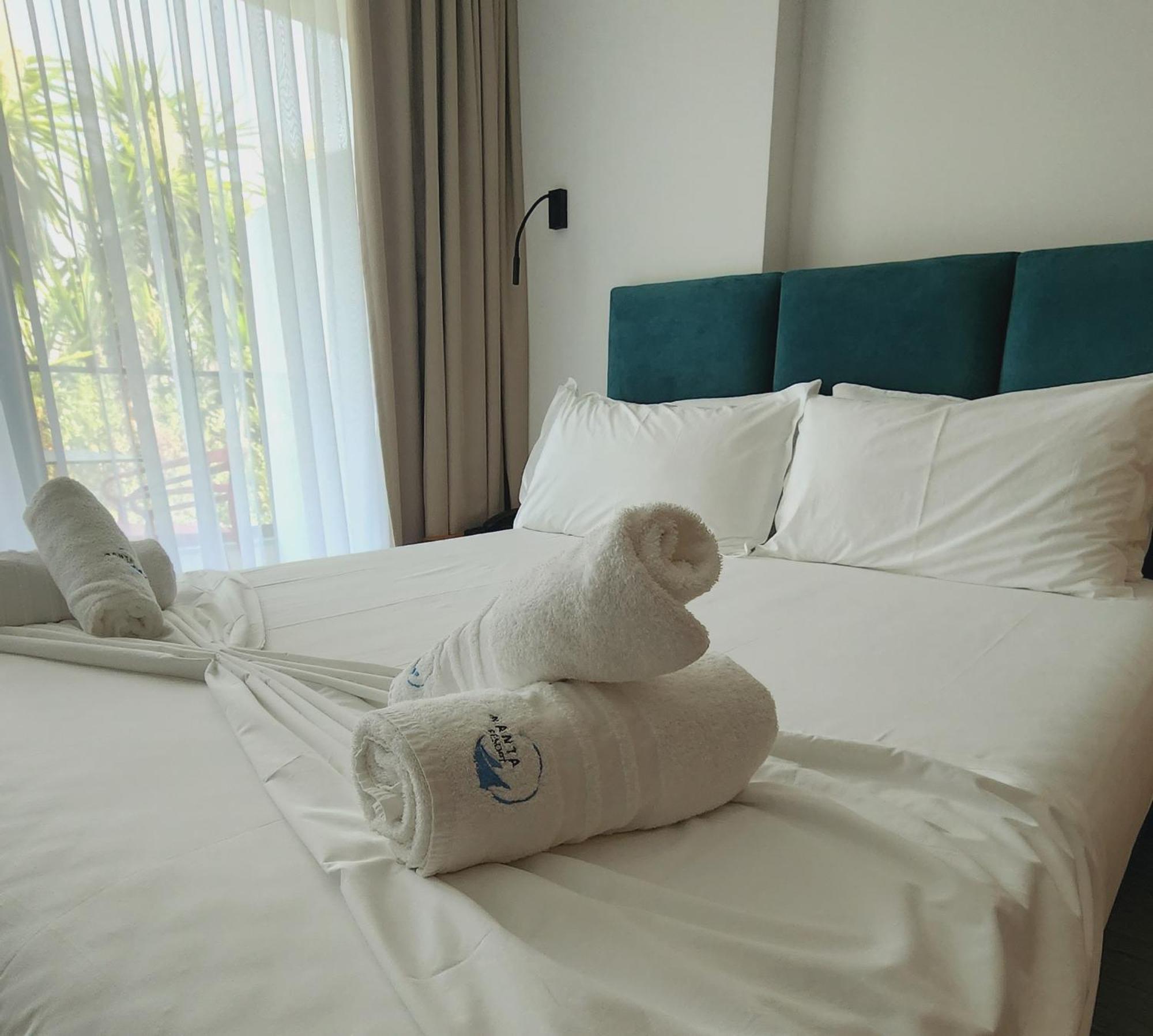 Triple Room with Balcony