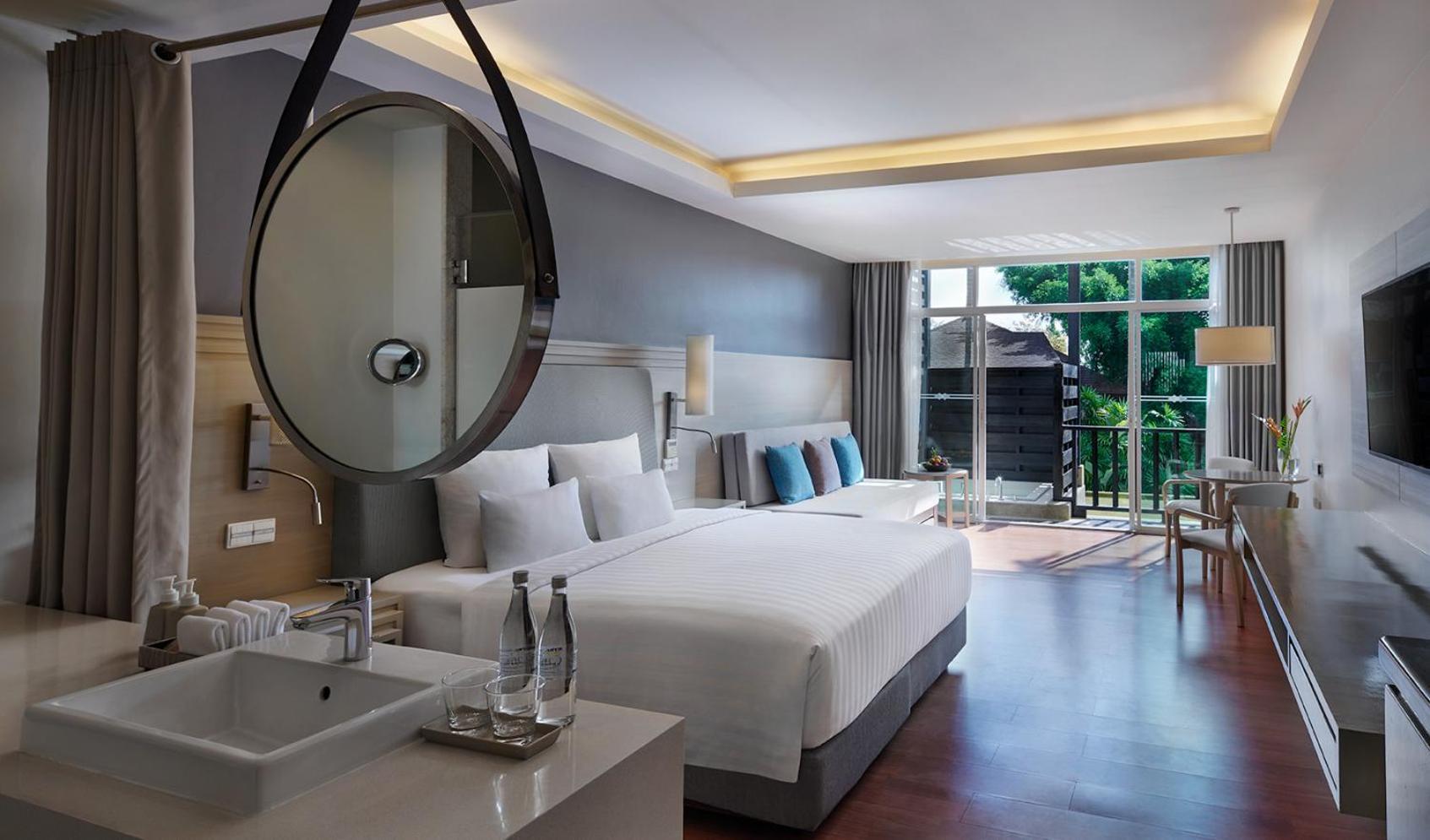 Deluxe Family Room with Balcony
