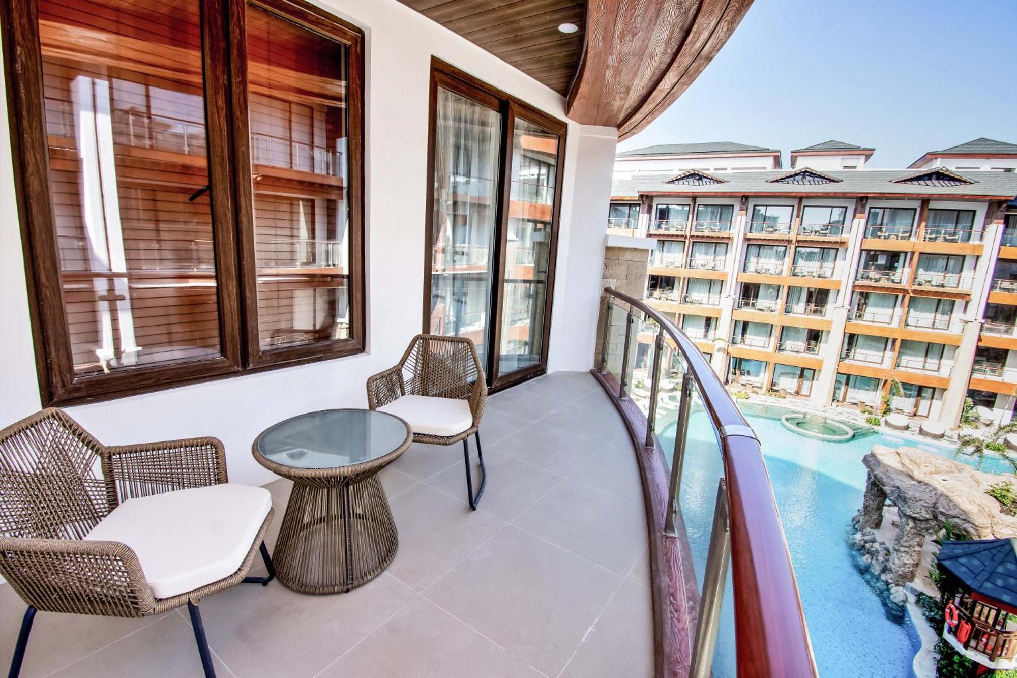 East One Bedroom Suite