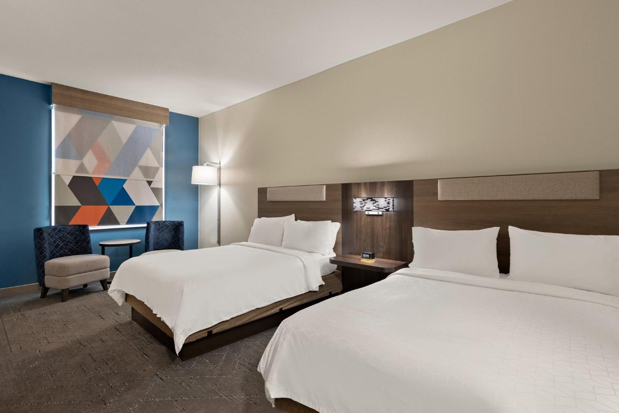 Standard Room with Two Queen Beds