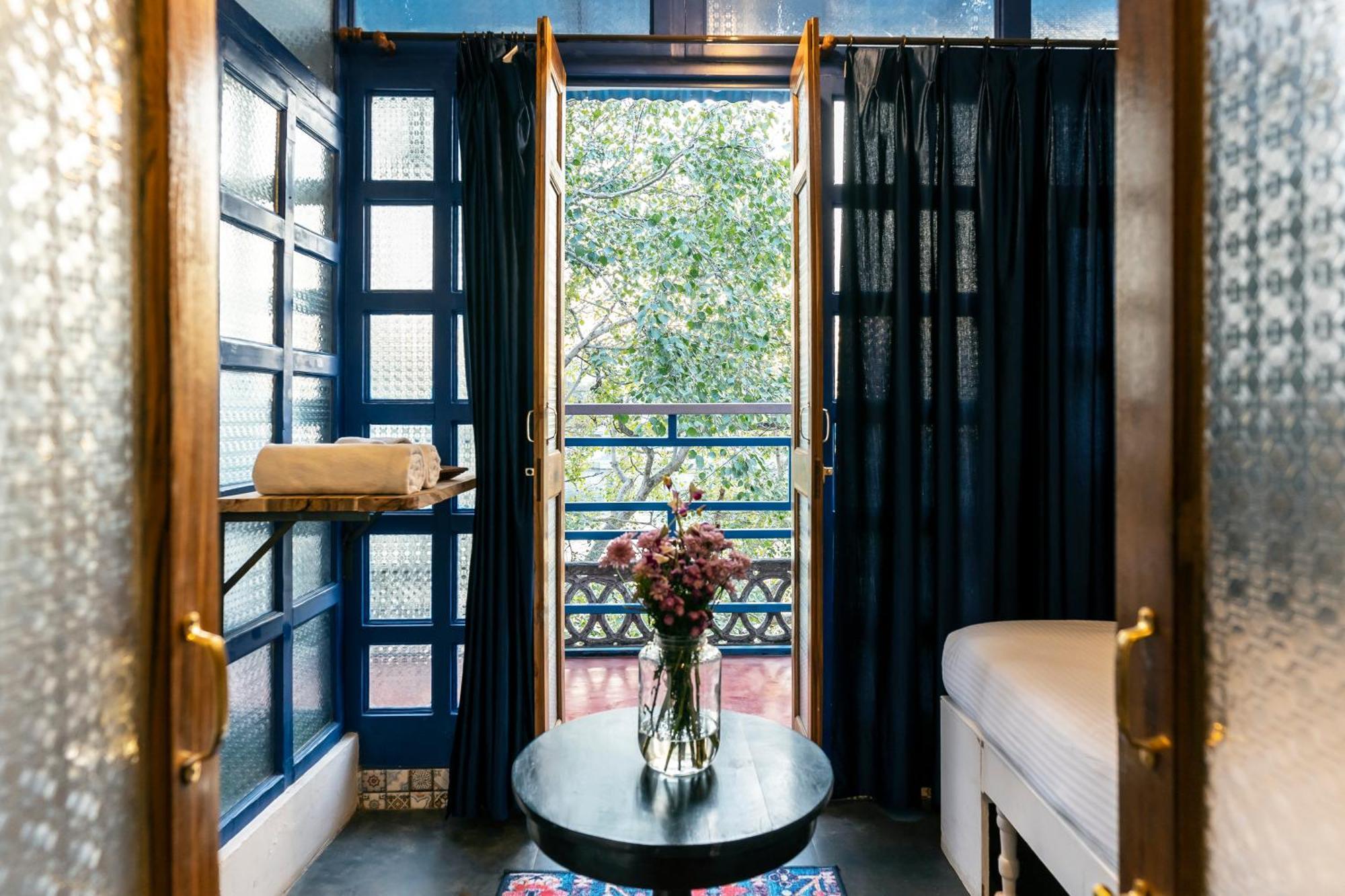 Double Room with Balcony and Sea View