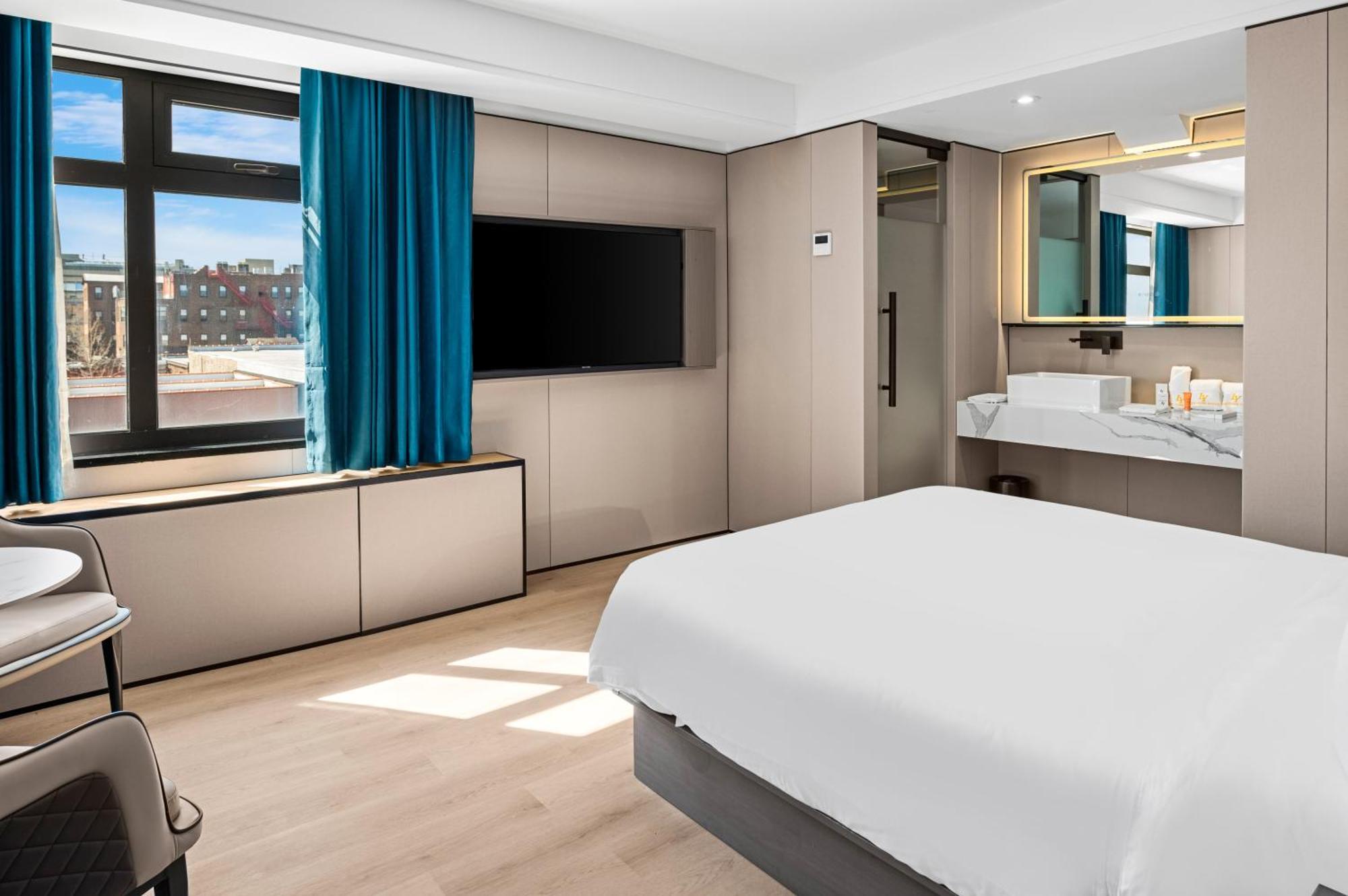 Deluxe Single Room