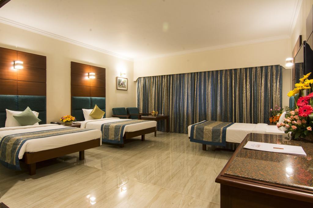 Comfort Triple Room