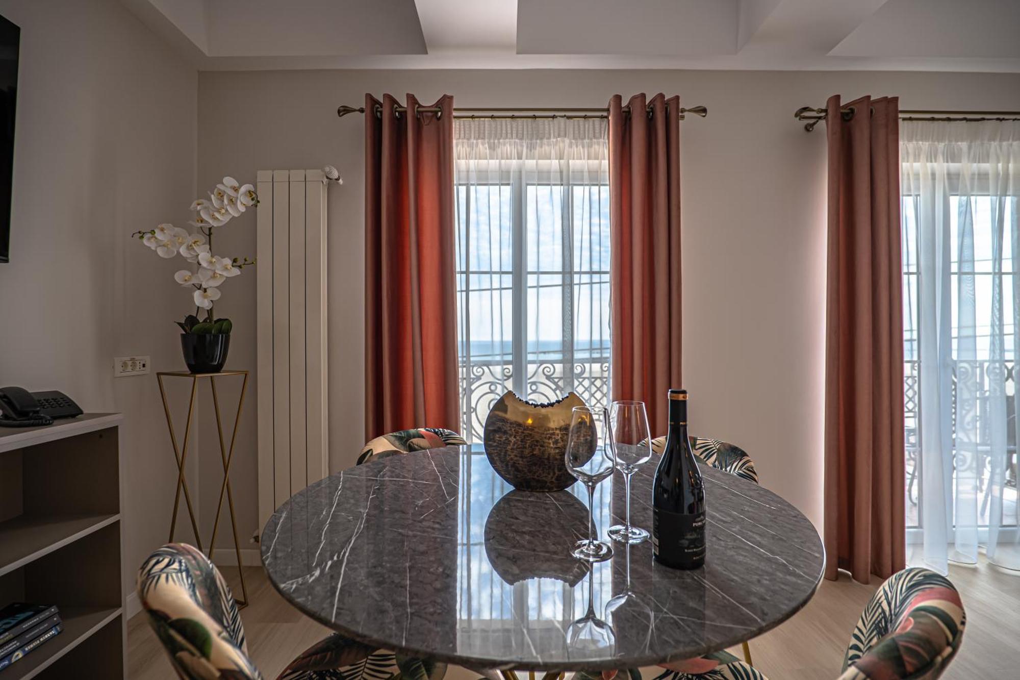Apartment with Sea View