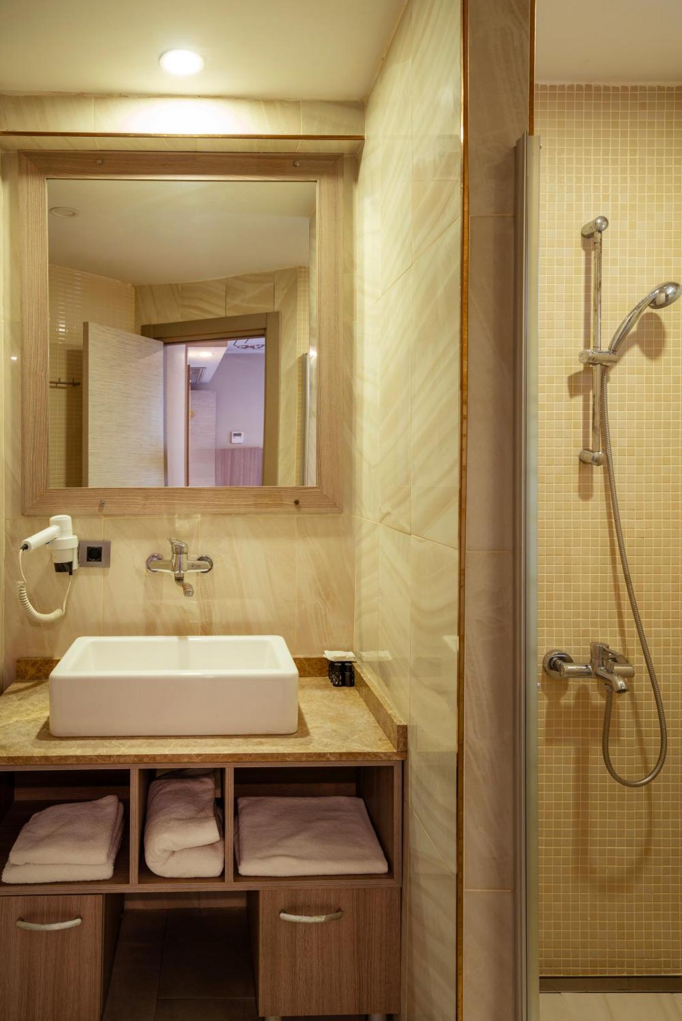 Economy Double or Twin Room
