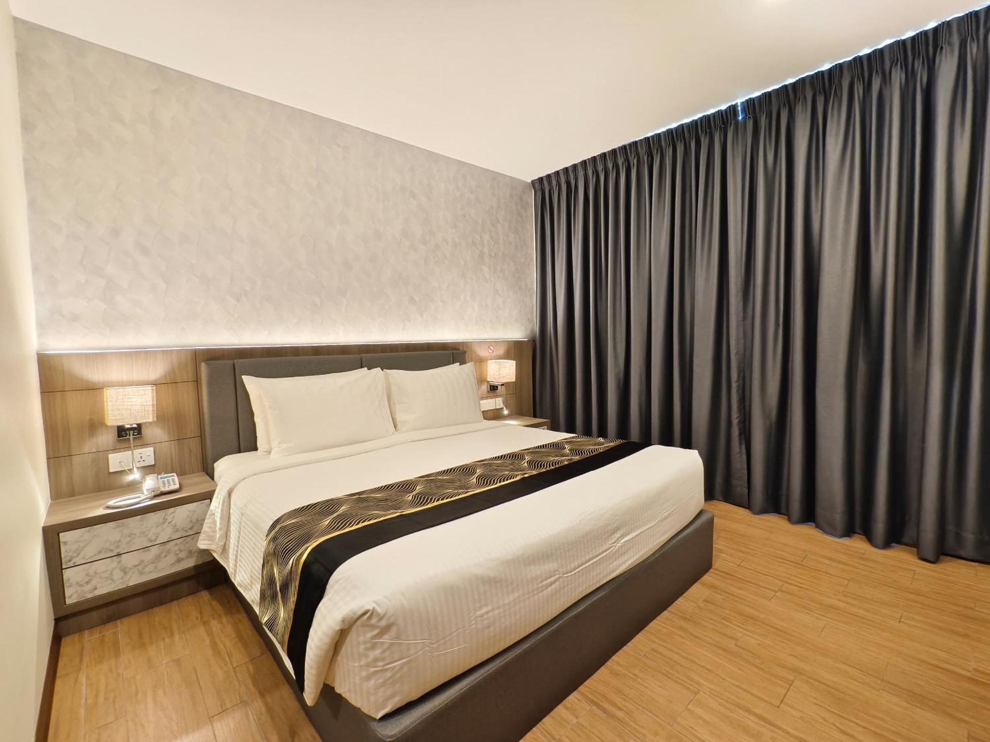 Premium King Room
