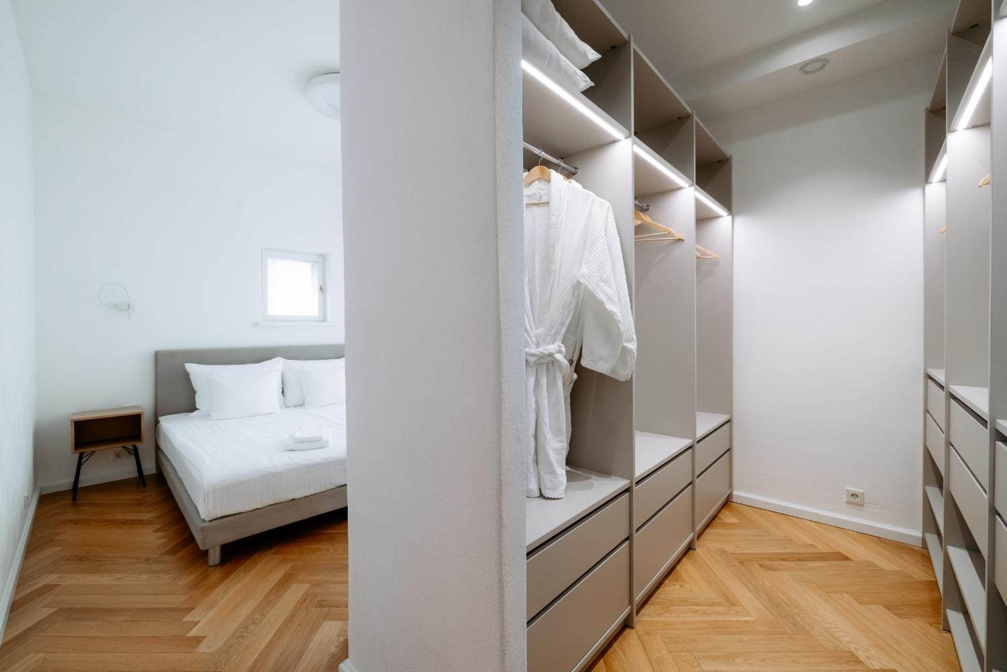Apartment Suite - Side Building