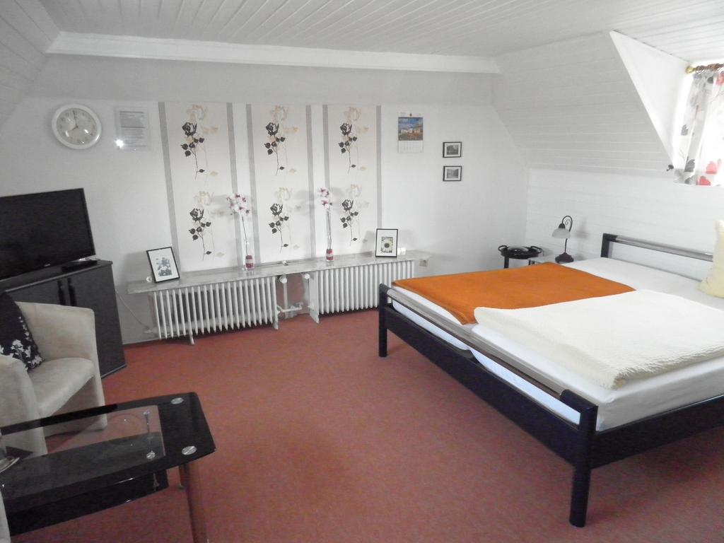 Deluxe Double Room with Private Bathroom