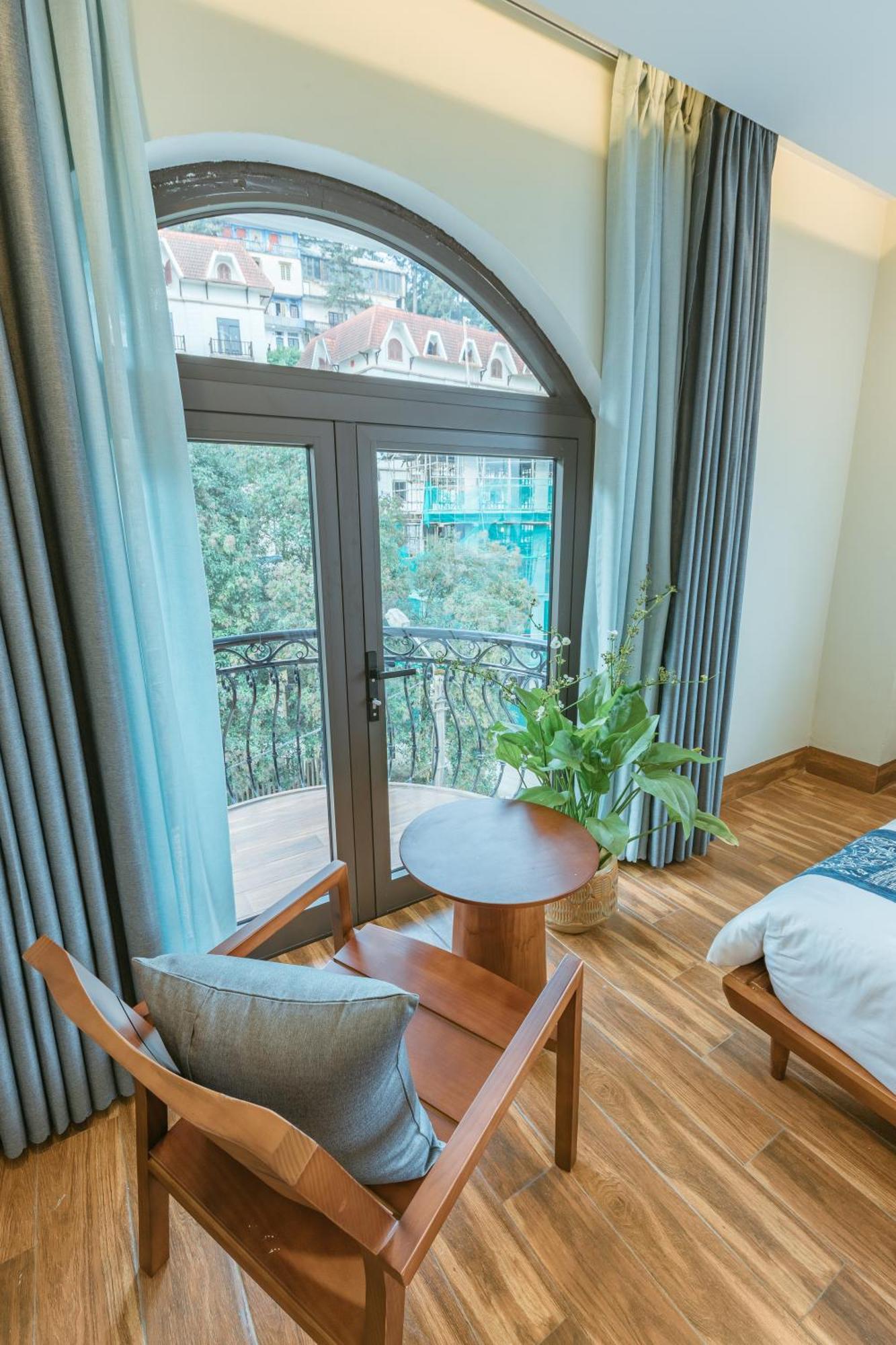 Triple Room with Balcony