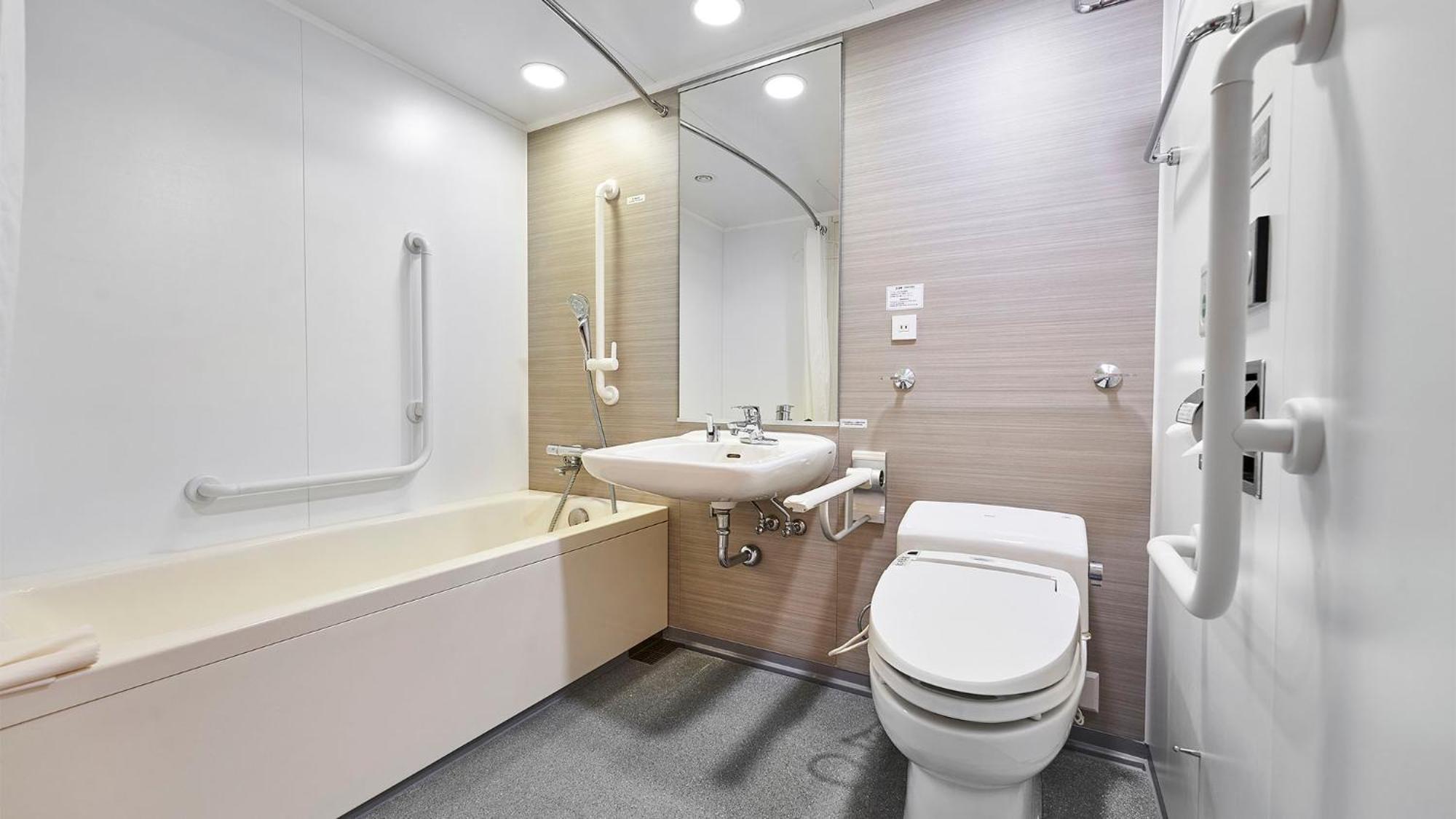 Universal Twin Room with Extra bed and Sofa bed - Non-Smoking