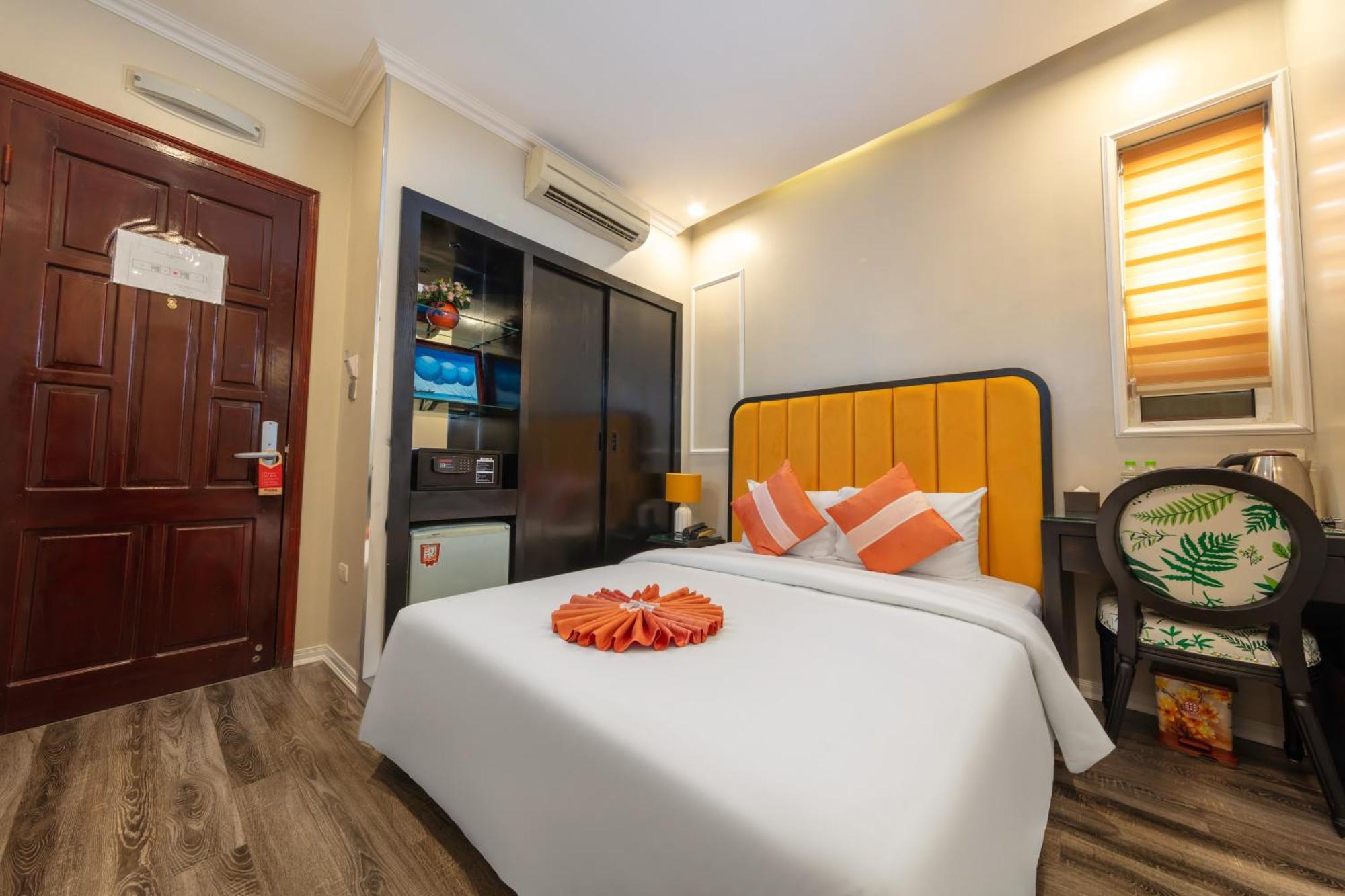 Superior King Room