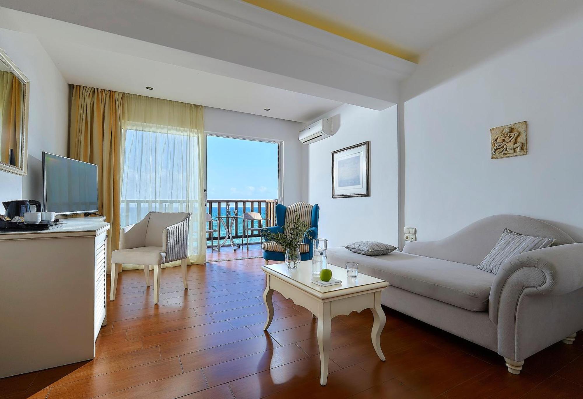 Premium Suite, 2 Rooms Beach Front