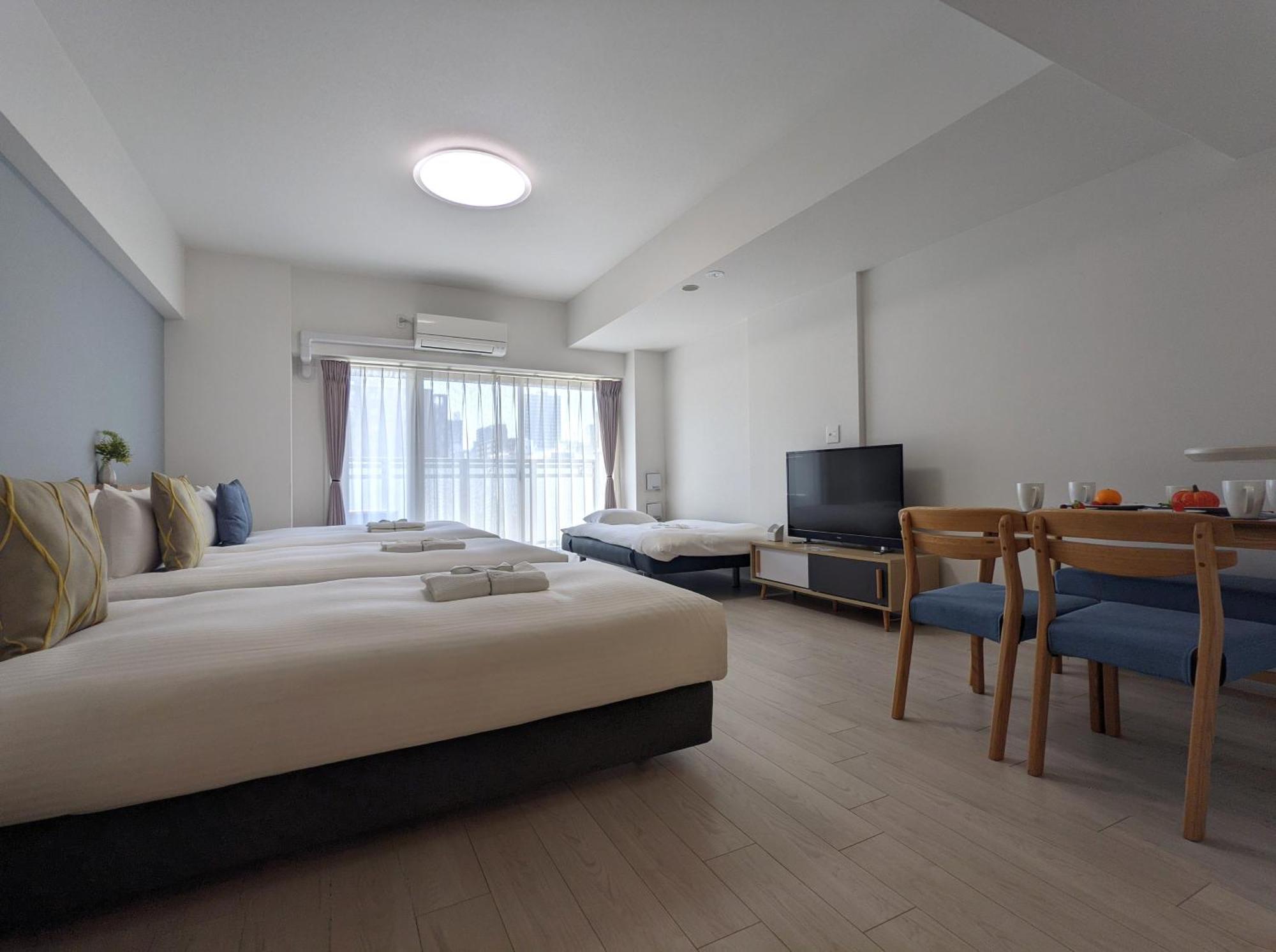 Deluxe Family Room
