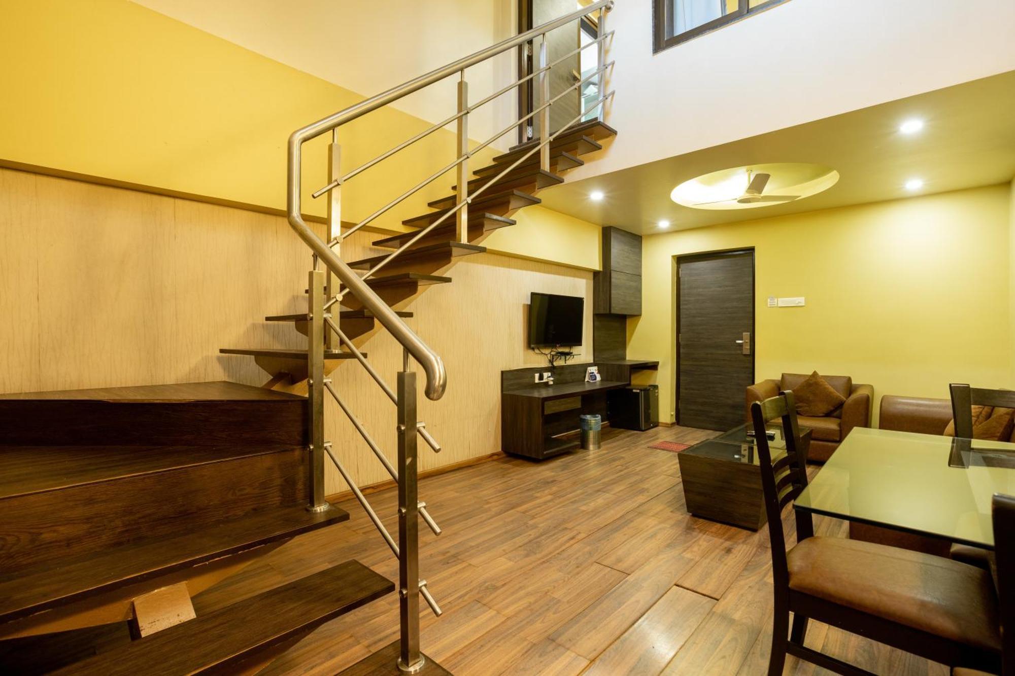 Penthouse Suite