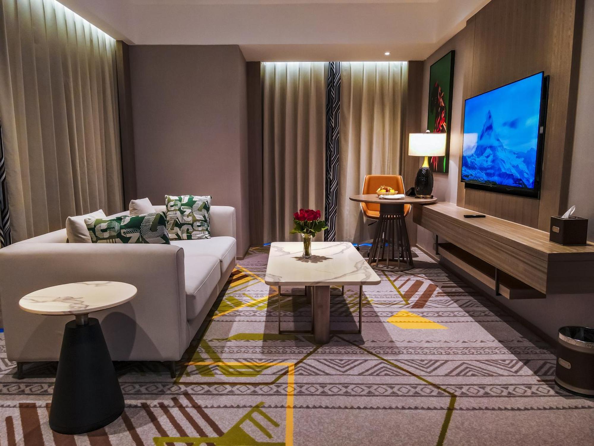 Executive Suite