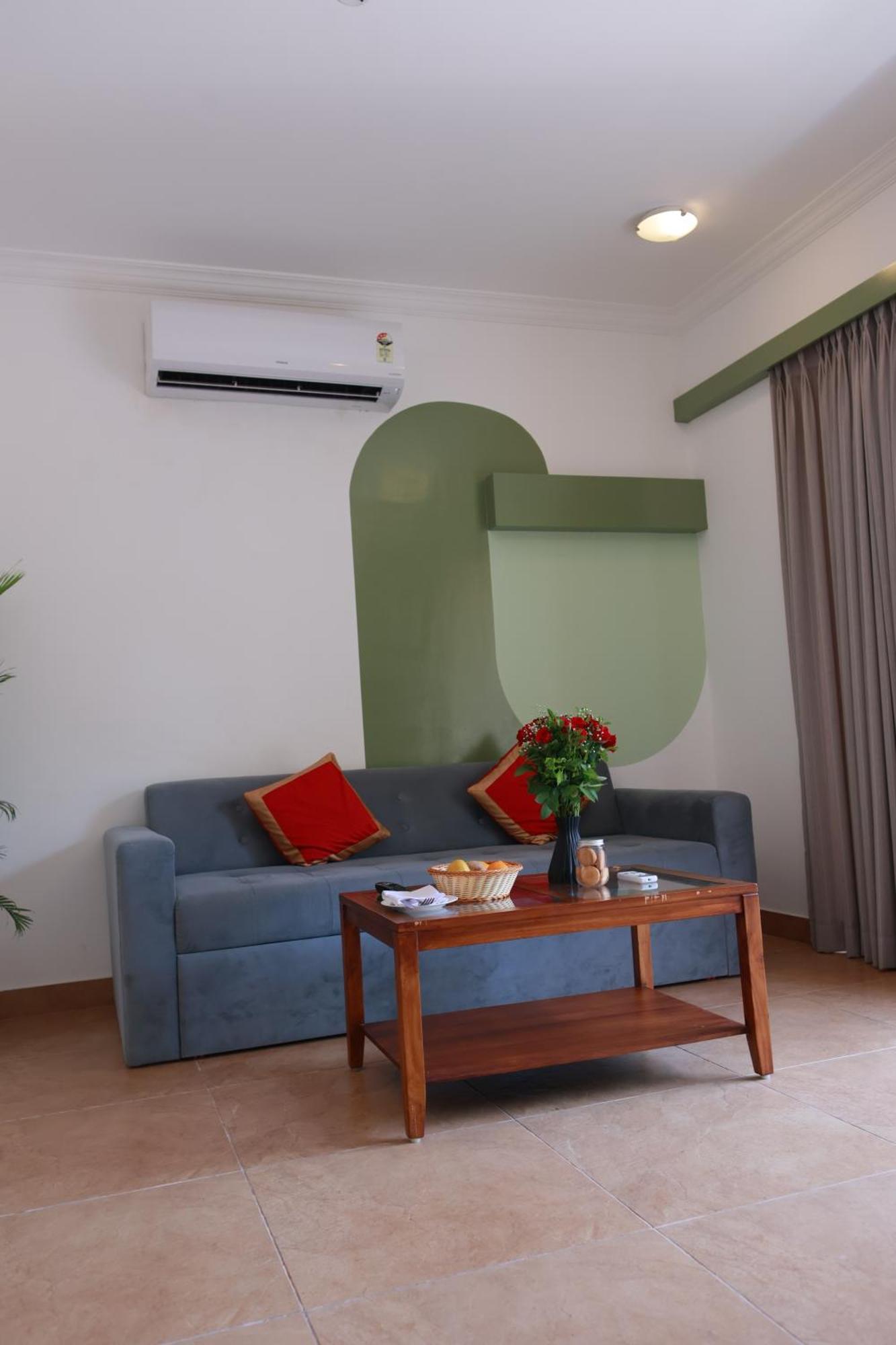 One bedroom Apartment with balcony