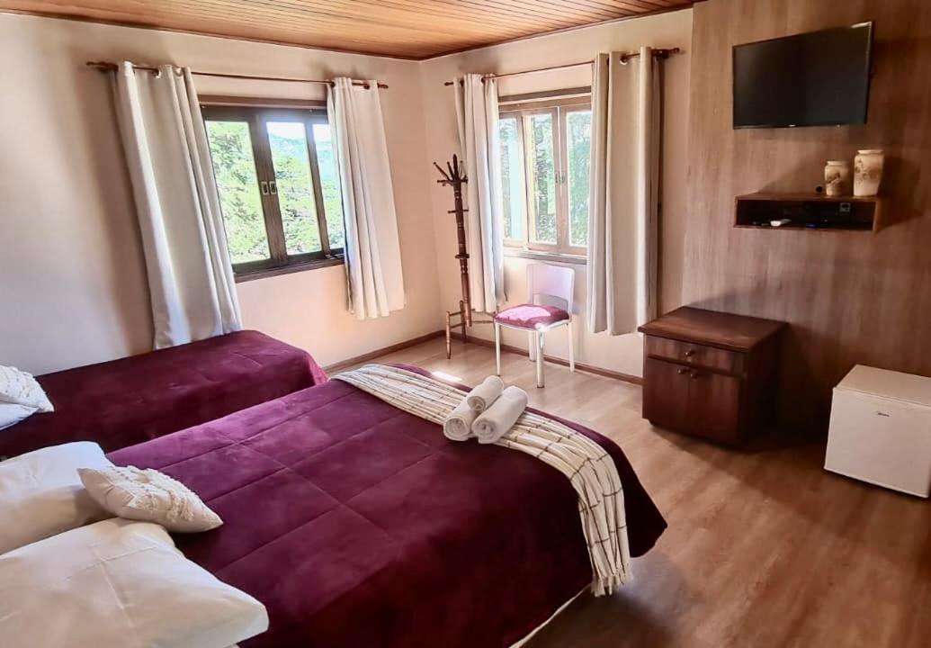 Queen Suite with Spa Bath