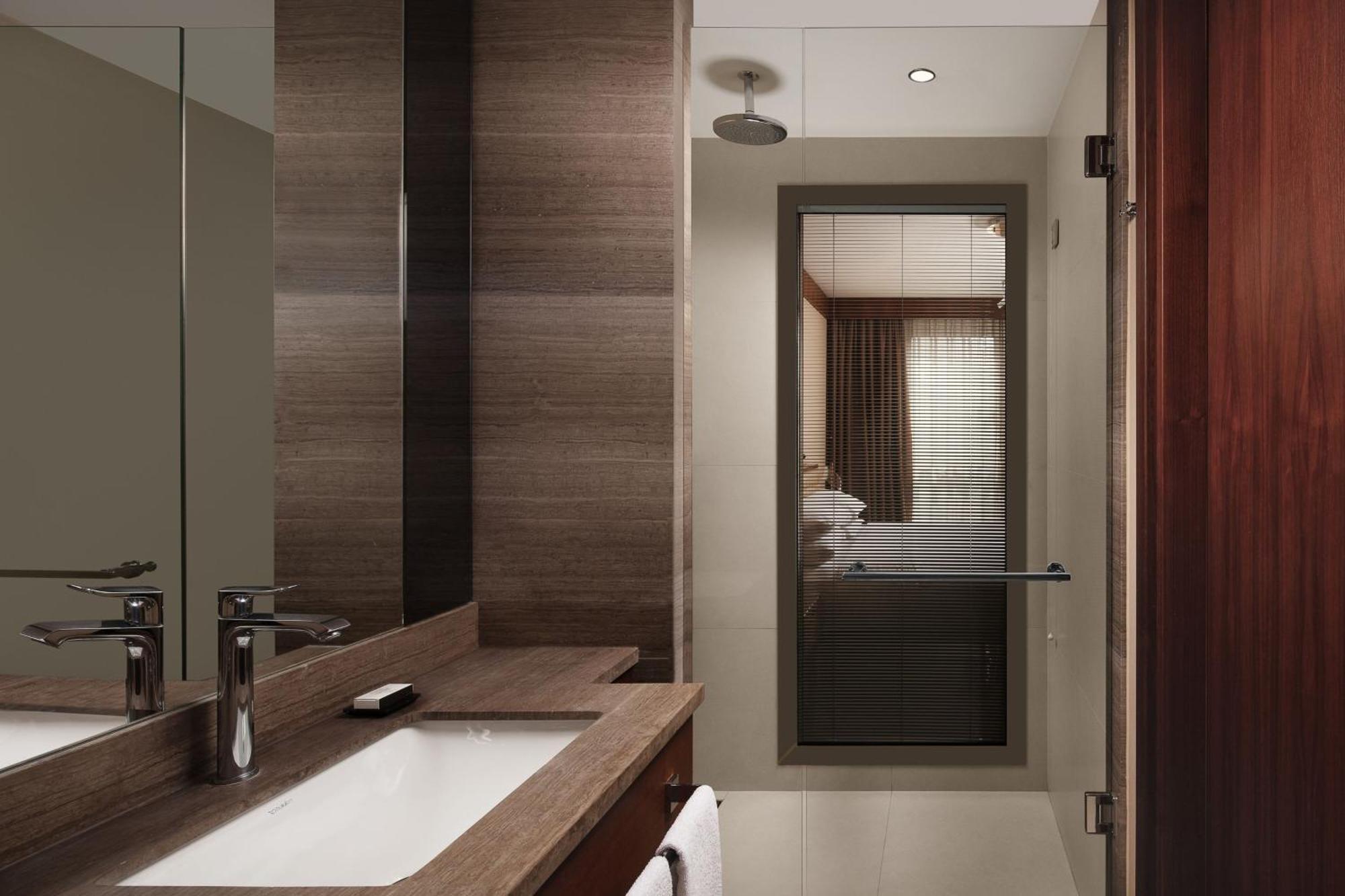 Superior King Guest Room