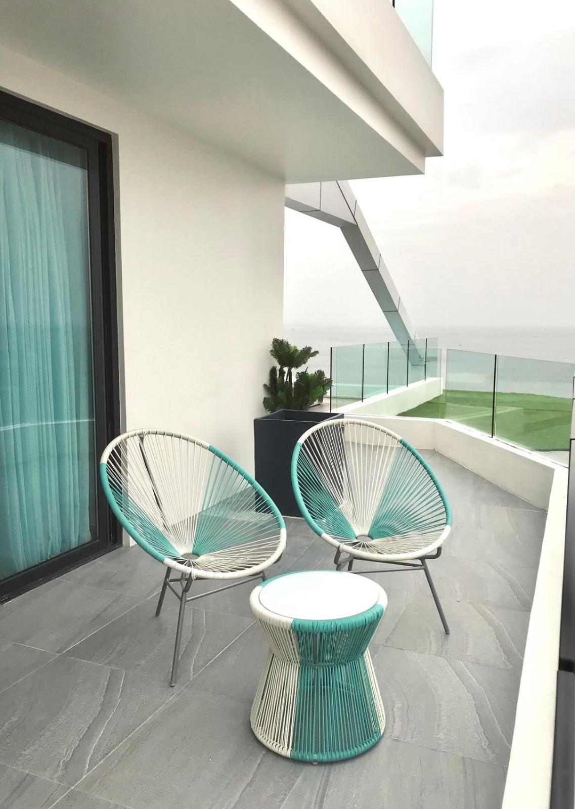 Suite with Private Pool