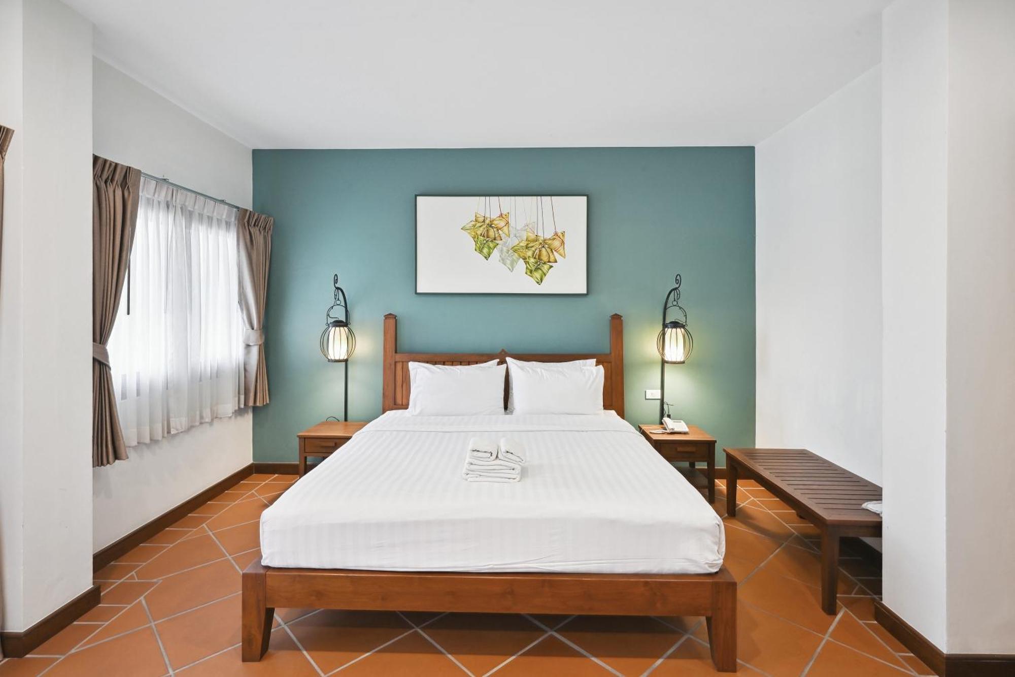 Superior King Room