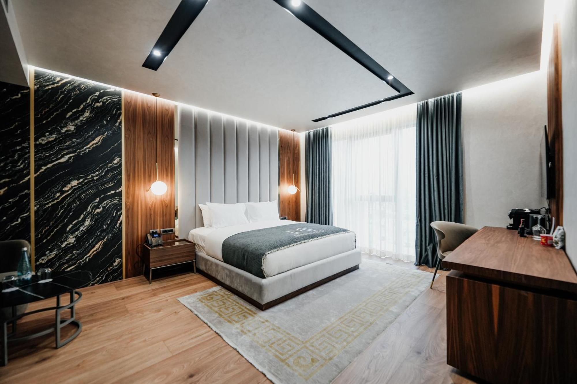 Deluxe Junior Suite