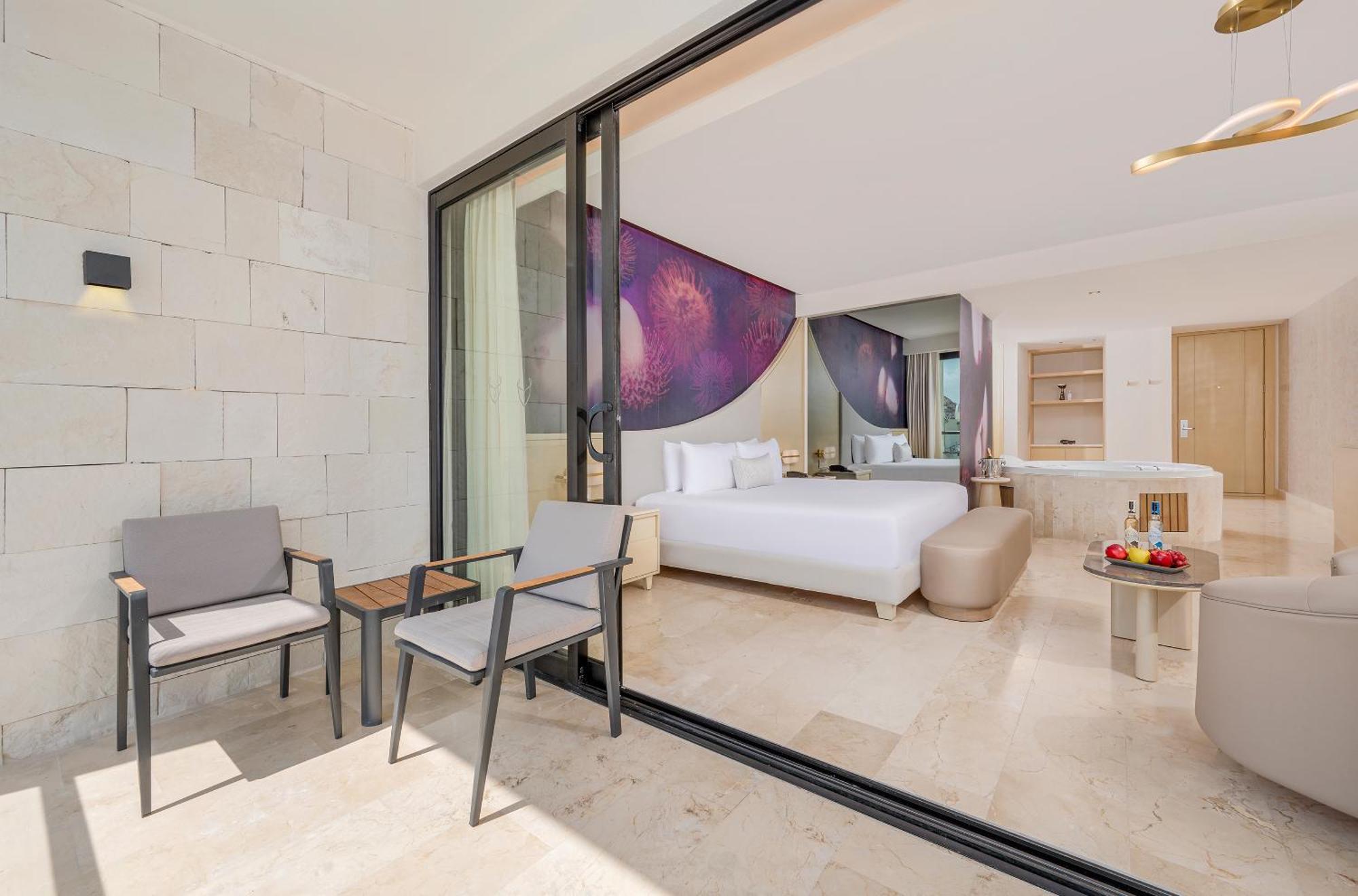 Beloved Pool View Jacuzzi Suite The Eden Section