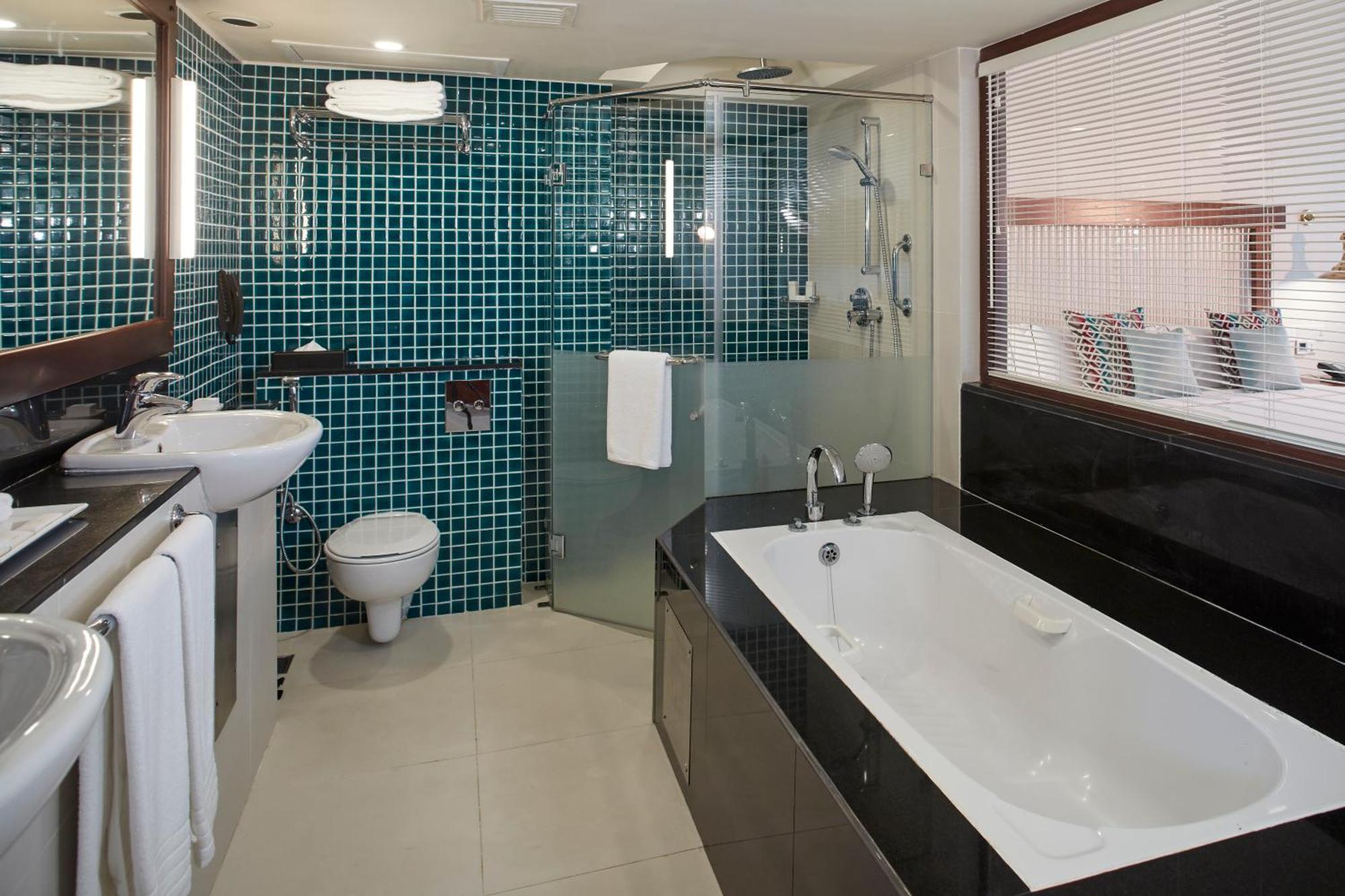 Luxury Twin Room - Personal Butler service | Guaranteed Early Check-in (Mon–Thu stays) | Free Laundry (2 items per stay) | Valid for stays until 31 October 2026