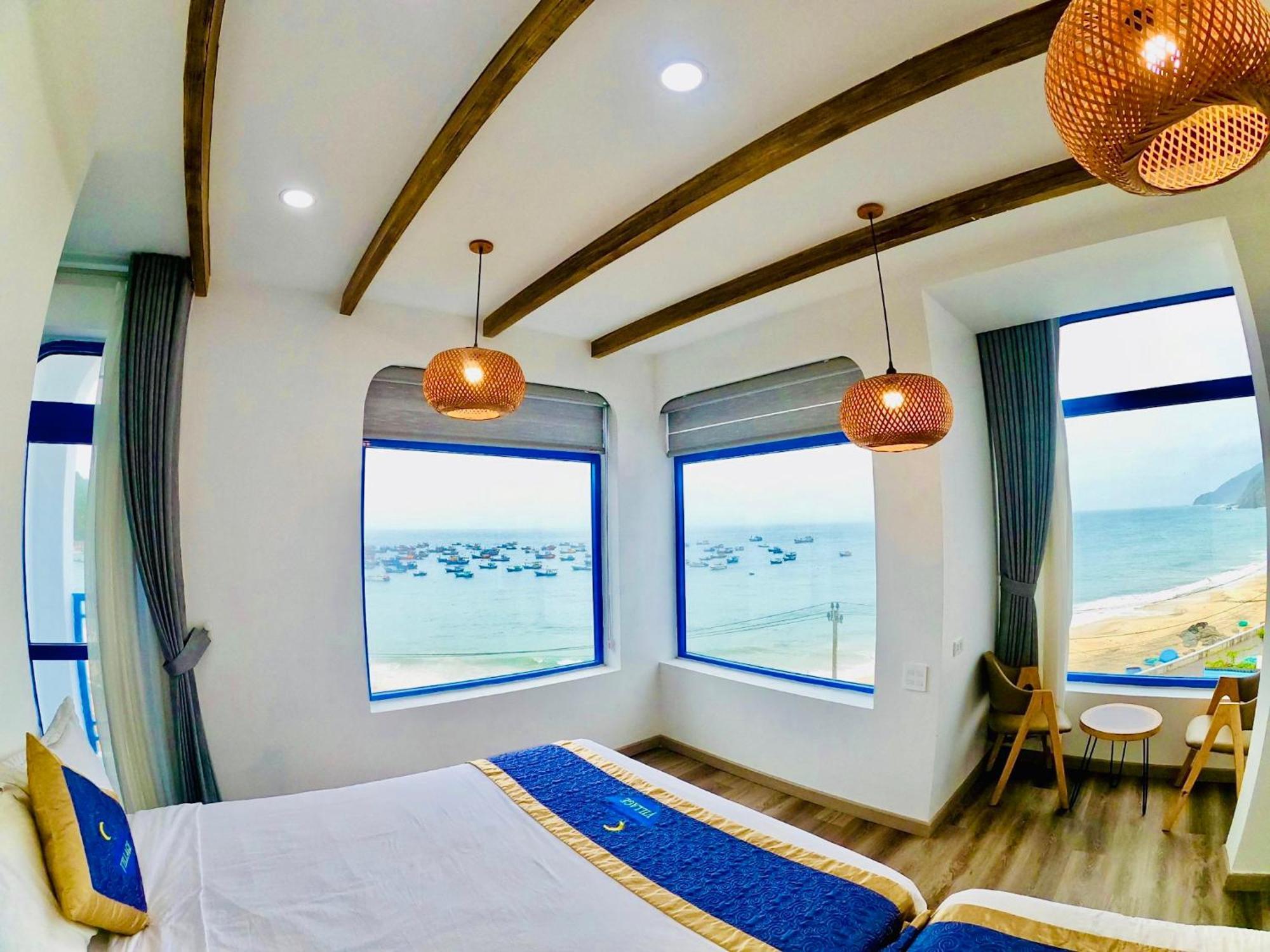Family Room with Sea View