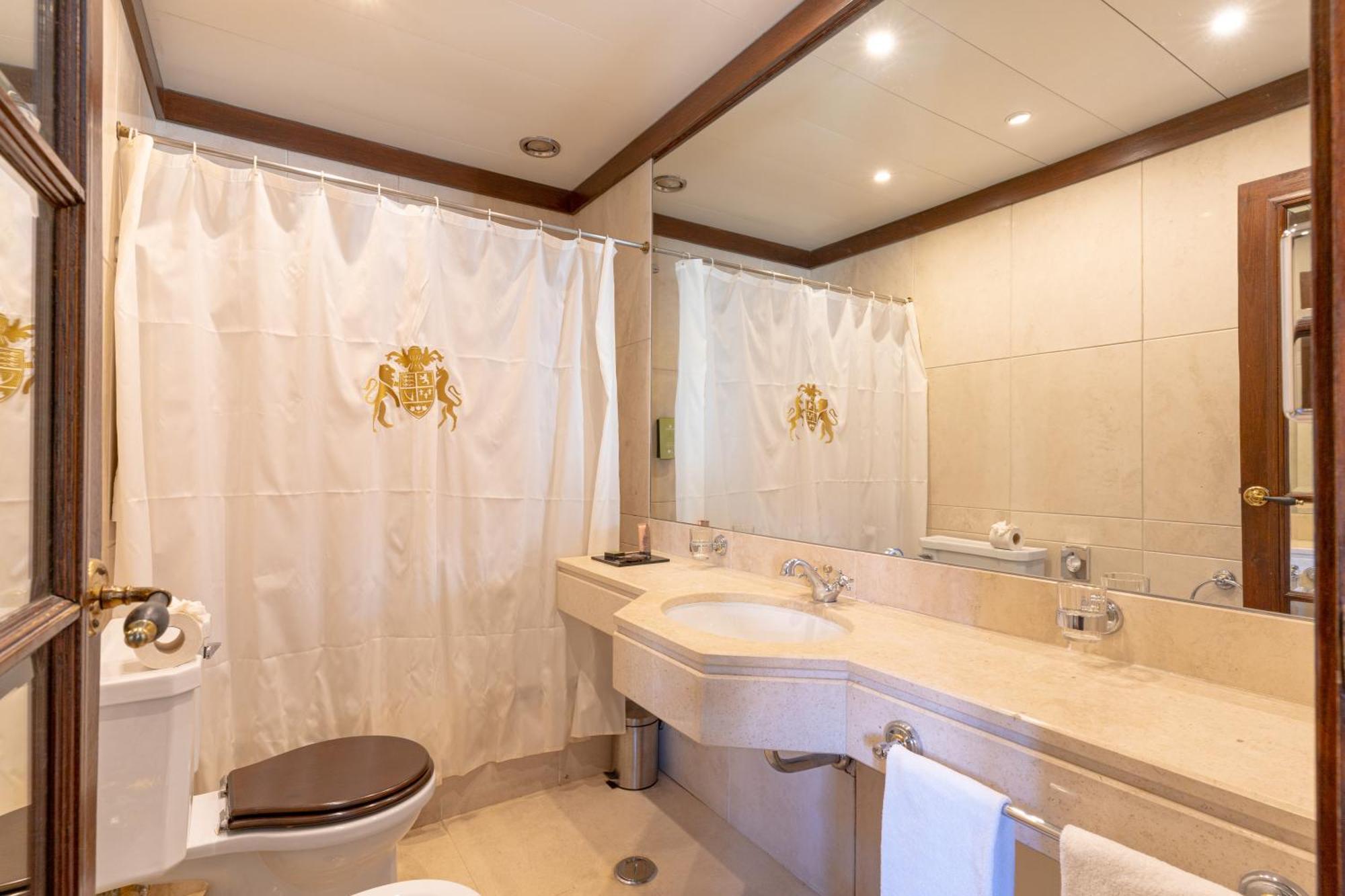 Premium Twin Room
