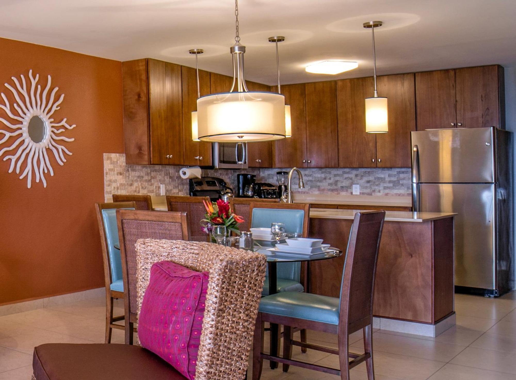 Deluxe Two-Bedroom Suite with Fully Equipped Kitchen