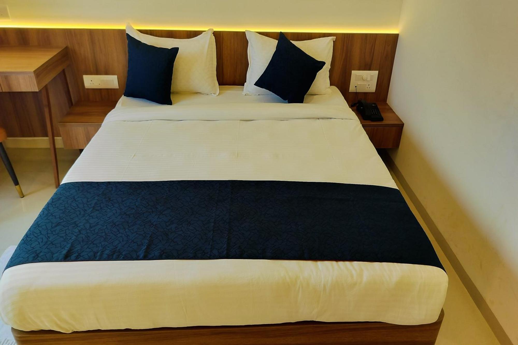 Double Room with Mountain View