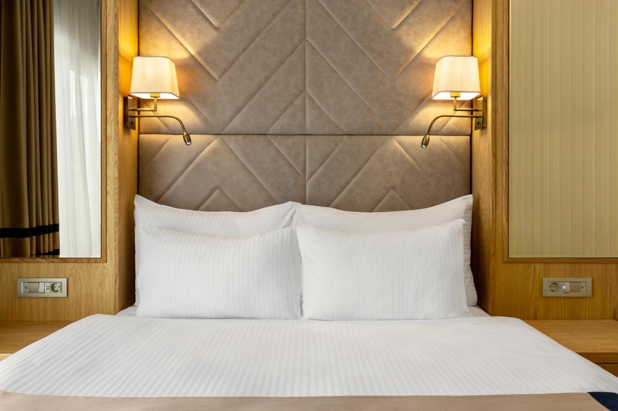 Superior Double and Twin Room with Connecting Room