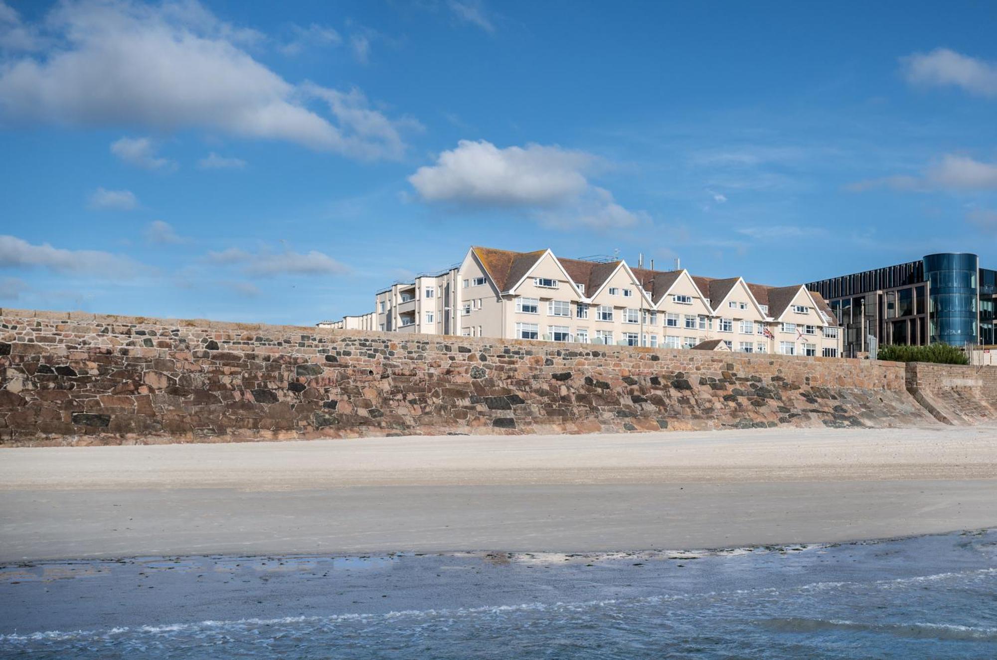 Deluxe Double or Twin Room with Ocean View