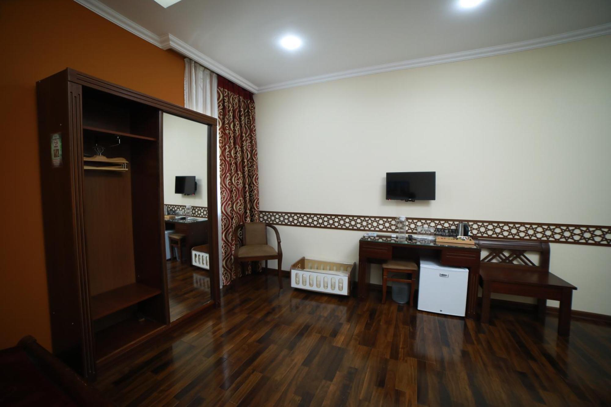 Standard Single Room