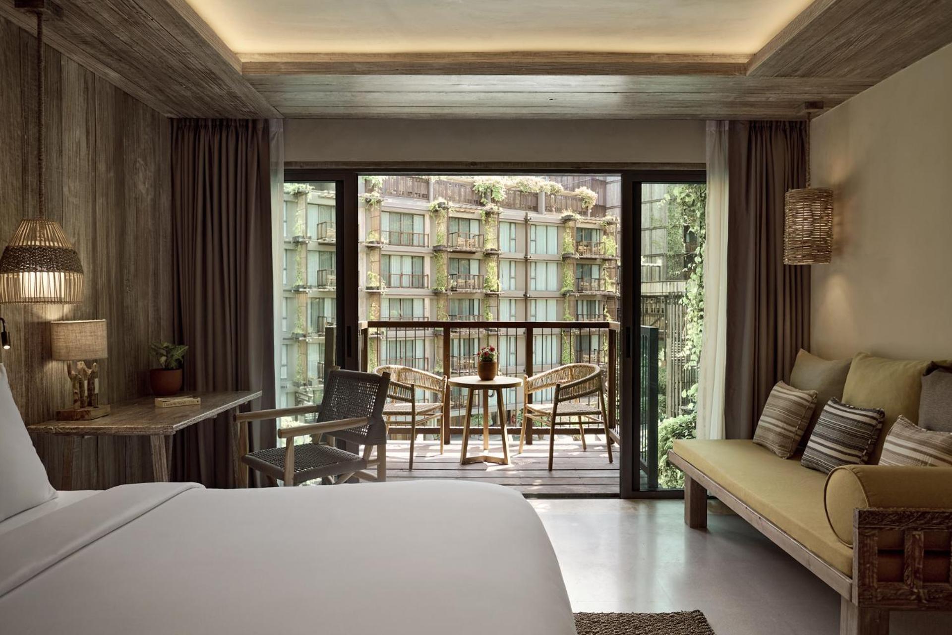 Premium King Room with Pool View